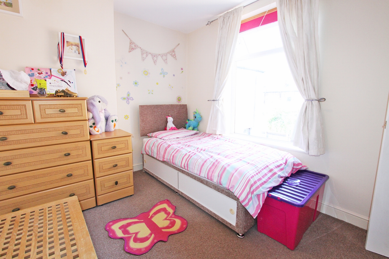 3 bedroom mid terraced house SSTC in Wigan - Photograph 21