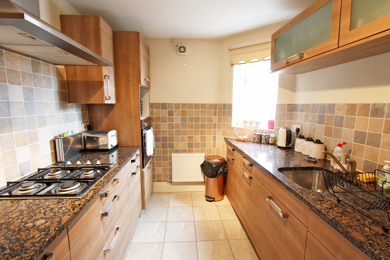 2 bedroom apartment flat/apartment For Sale in Skelmersdale - Photograph 1