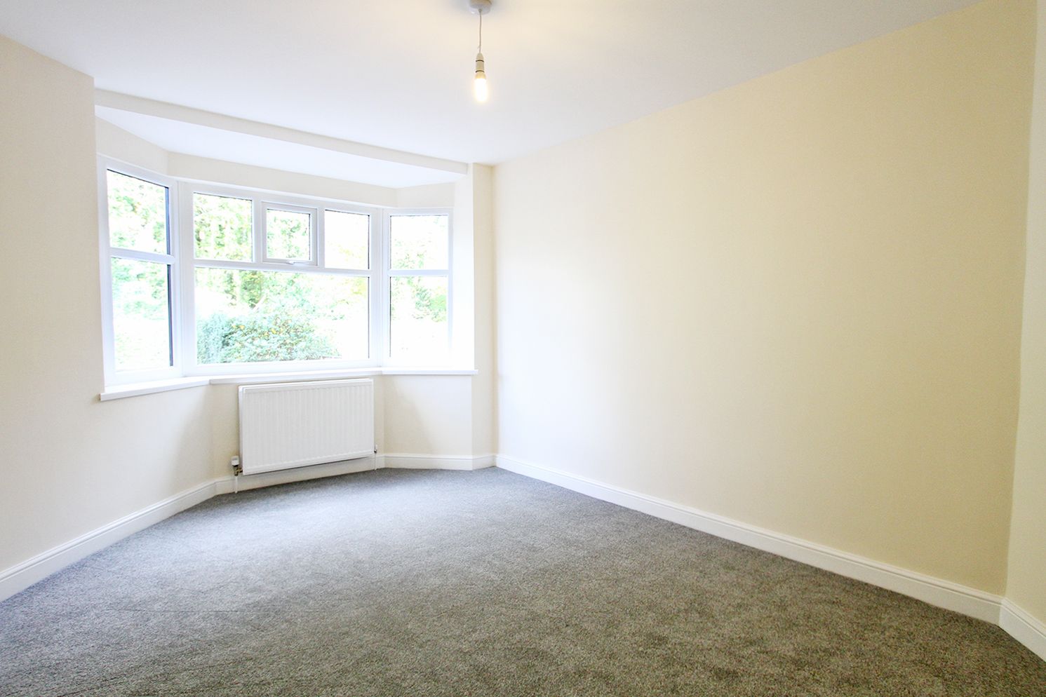 3 bedroom semi-detached bungalow For Sale in Wigan - Photograph 8