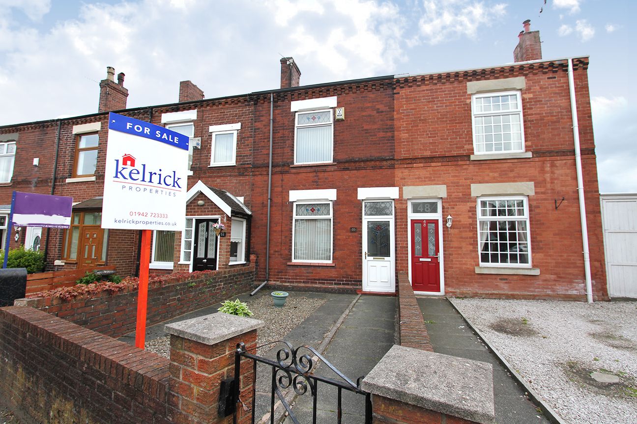 2 bedroom mid terraced house SSTC in Wigan - Photograph 2