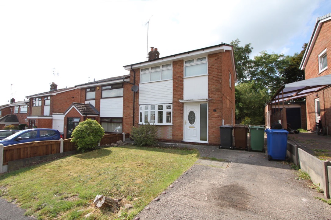 3 bedroom semi-detached house For Sale in Wigan - Front