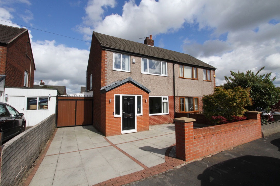 3 bedroom semi-detached house SSTC in Wigan - Front