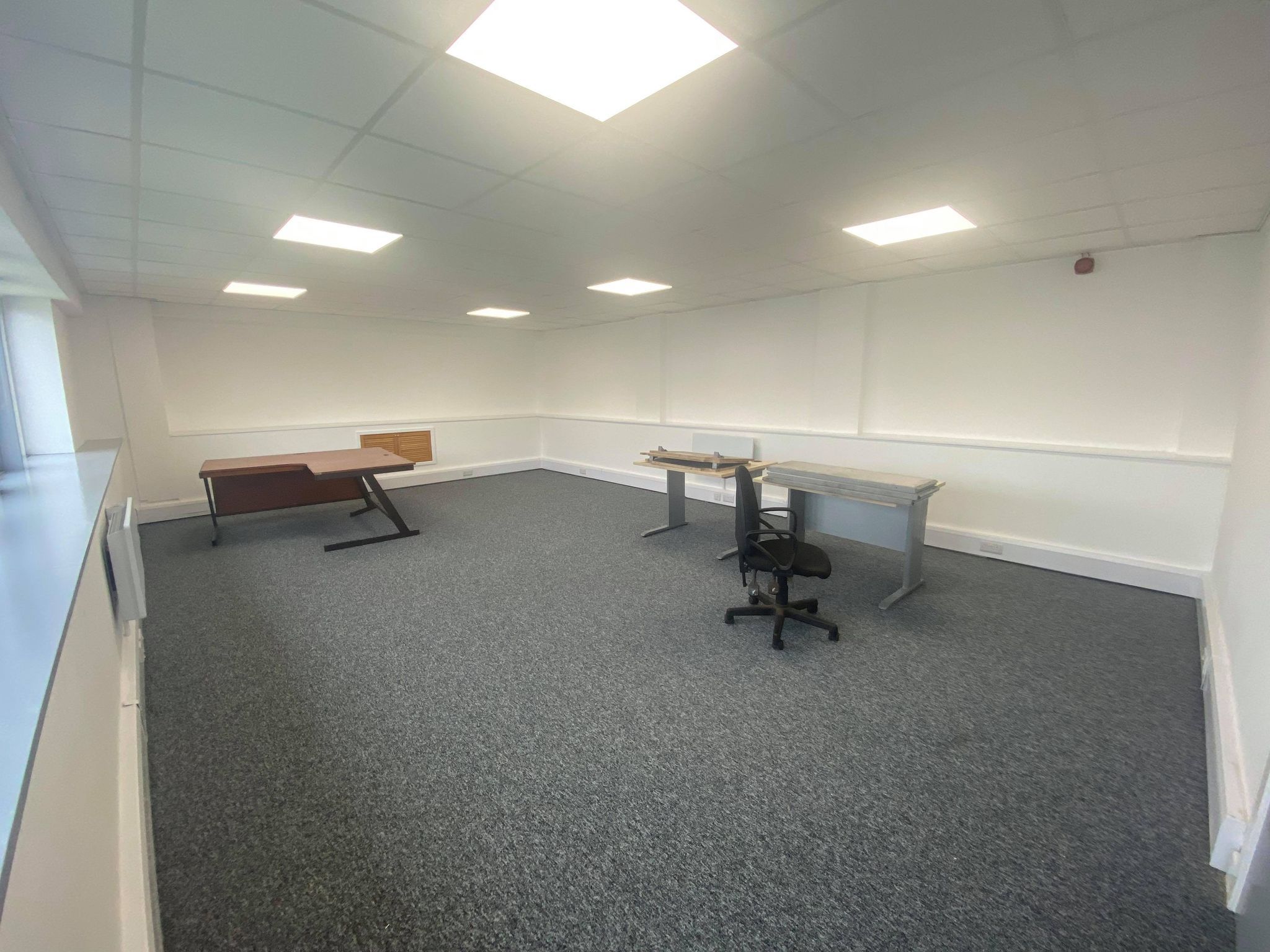 office To Let in Warrington - Photograph 1