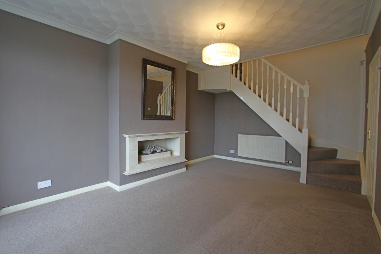 4 bedroom detached bungalow Let in Wigan - Lounge