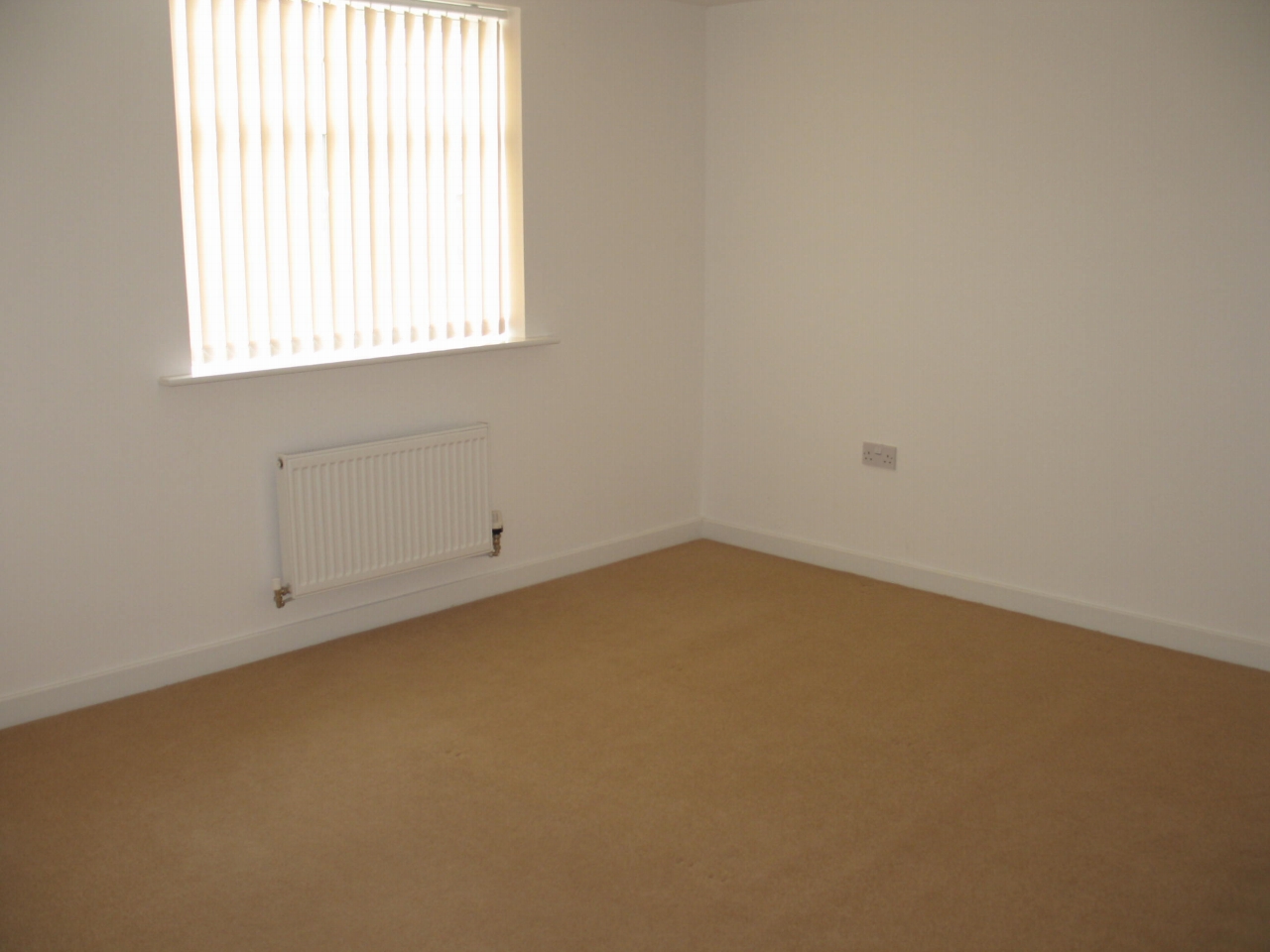4 bedroom detached house For Sale in Wigan - Bedroom 2