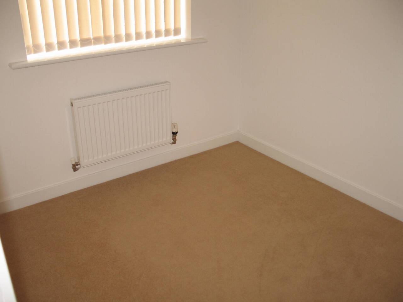 4 bedroom detached house For Sale in Wigan - Bedroom 4