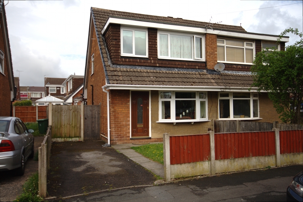 3 bedroom semi-detached house To Let in Leigh - Photograph 1