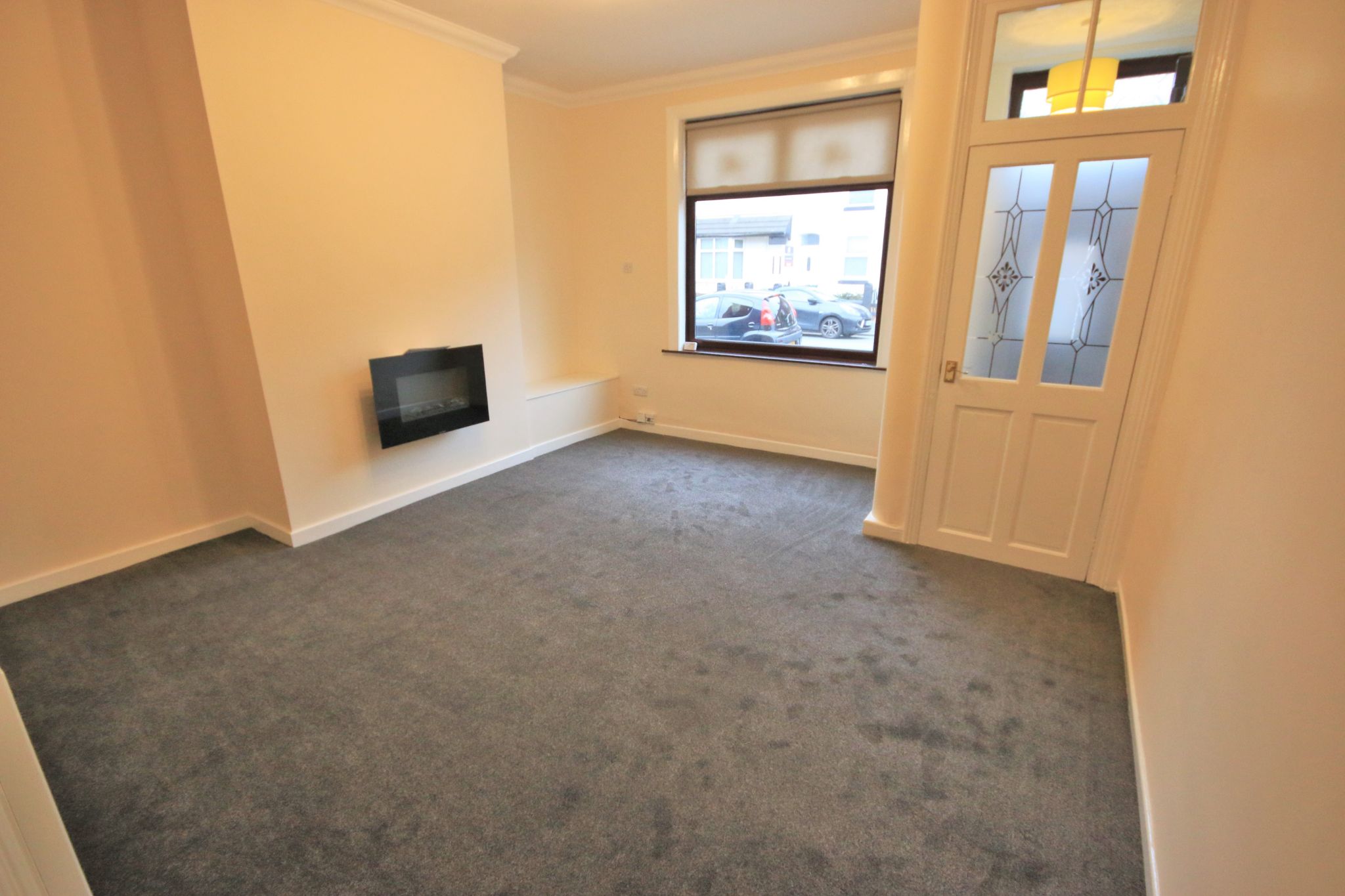 2 bedroom mid terraced house To Let in Wigan - Property photograph.