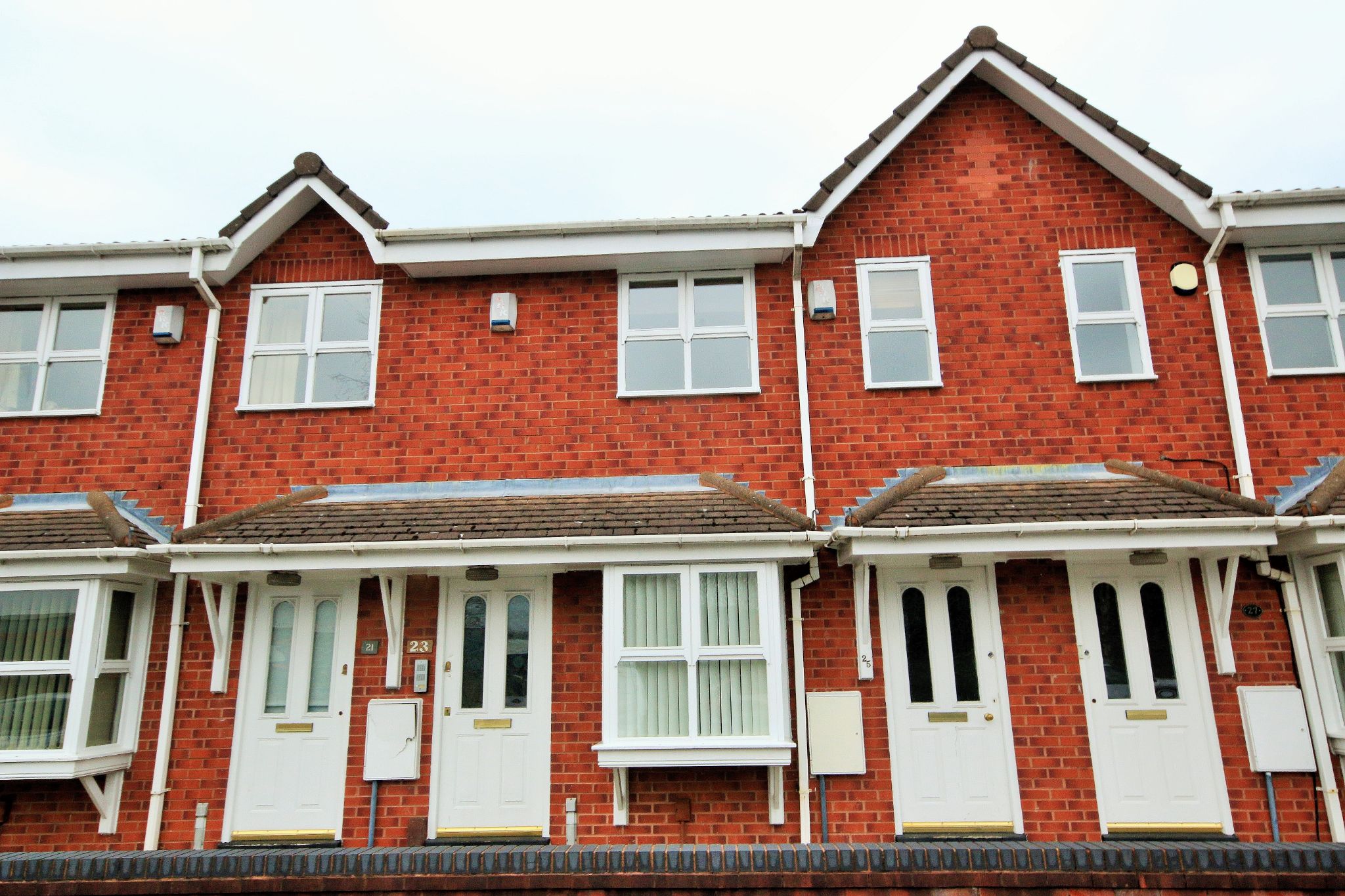 1 Bed Apartment Flat/apartment For Sale - Photograph 1