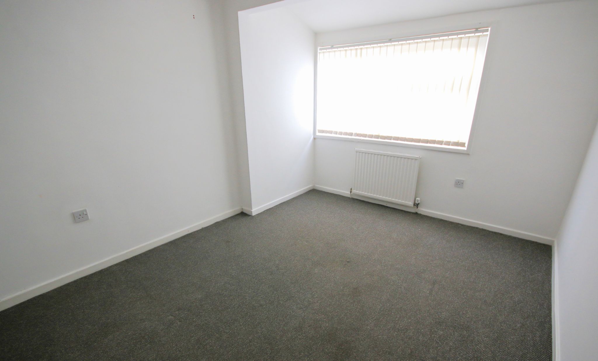 3 bedroom end terraced house To Let in Skelmersdale - Photograph 6.