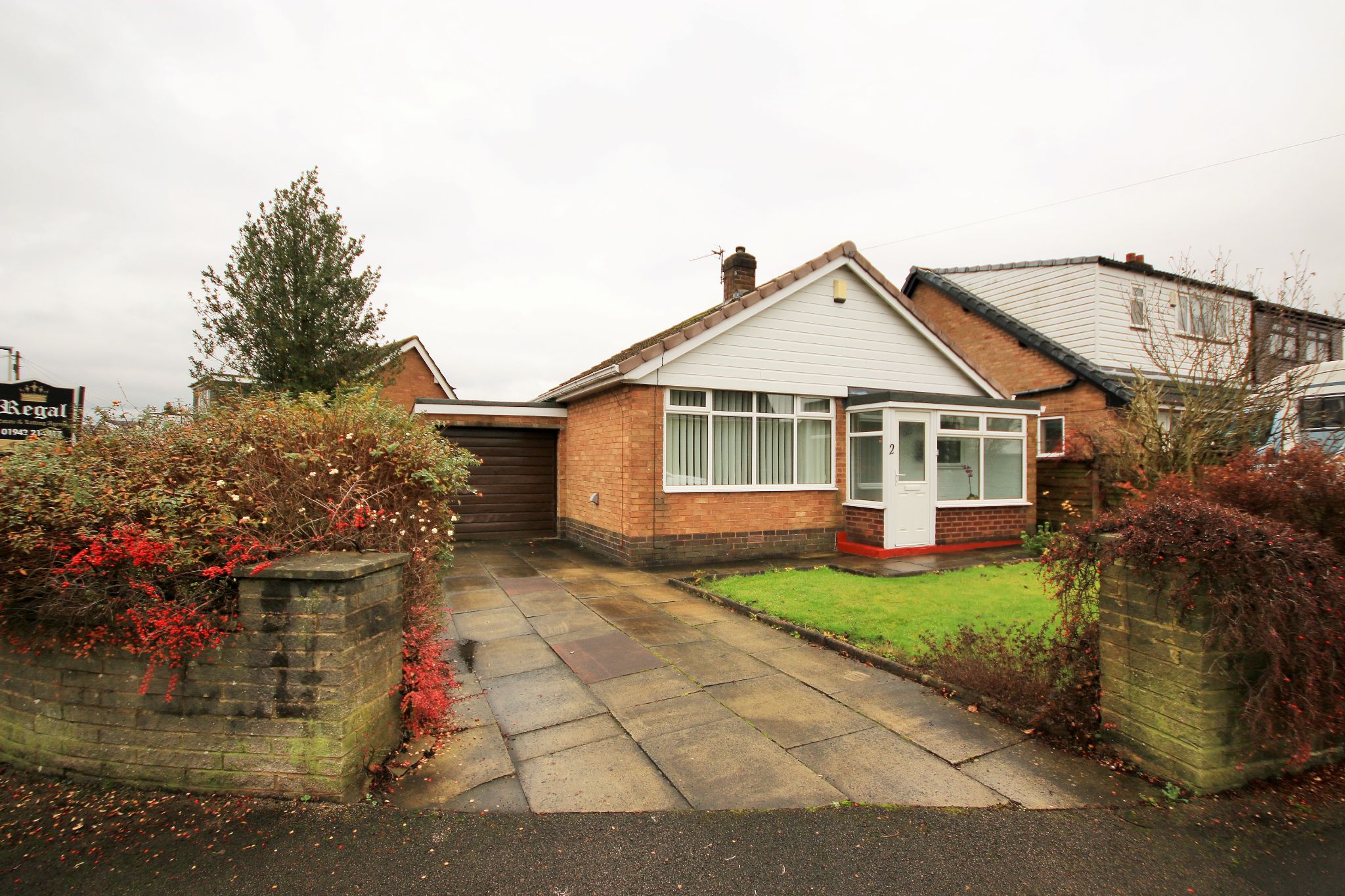 2 Bed Detached Bungalow For Sale - Photograph 1