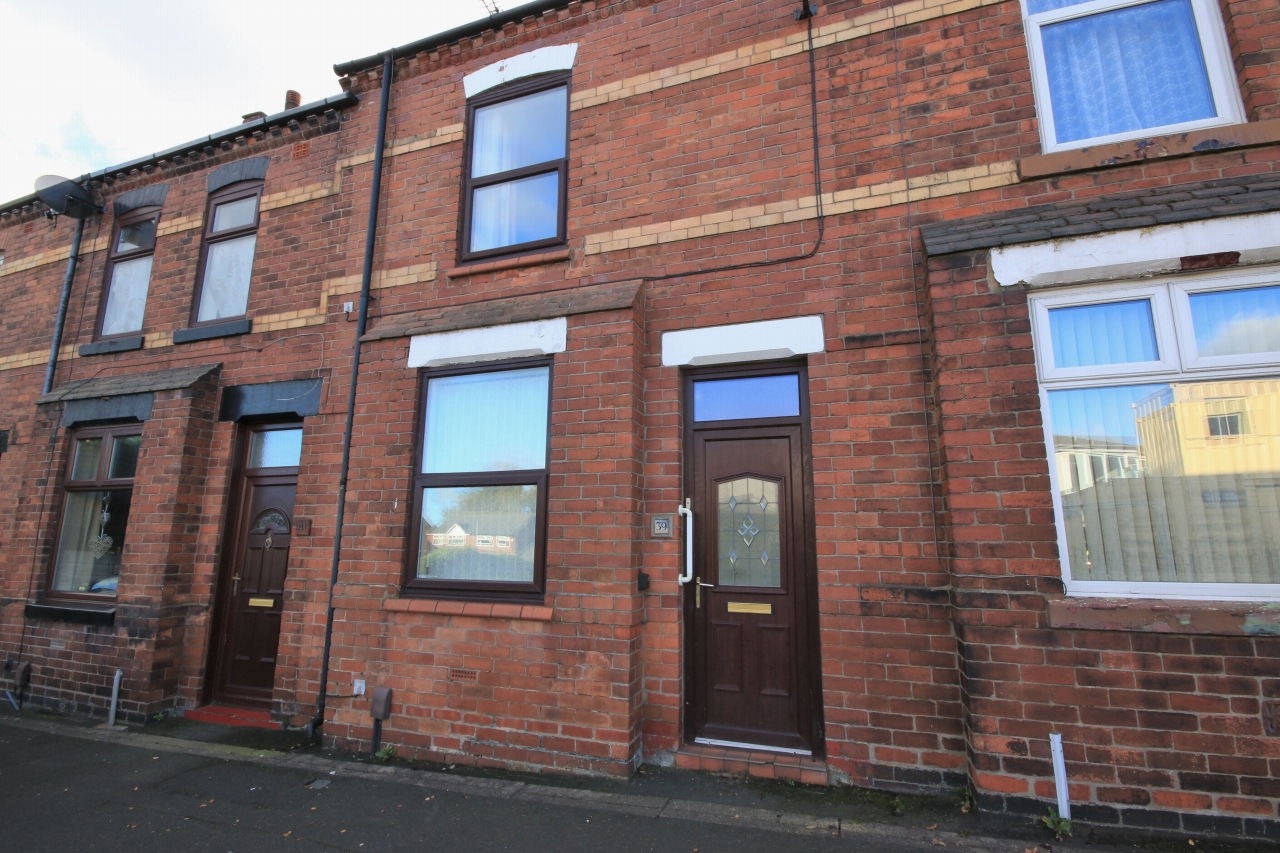 2 bedroom mid terraced house Let in Wigan - Photograph 1.
