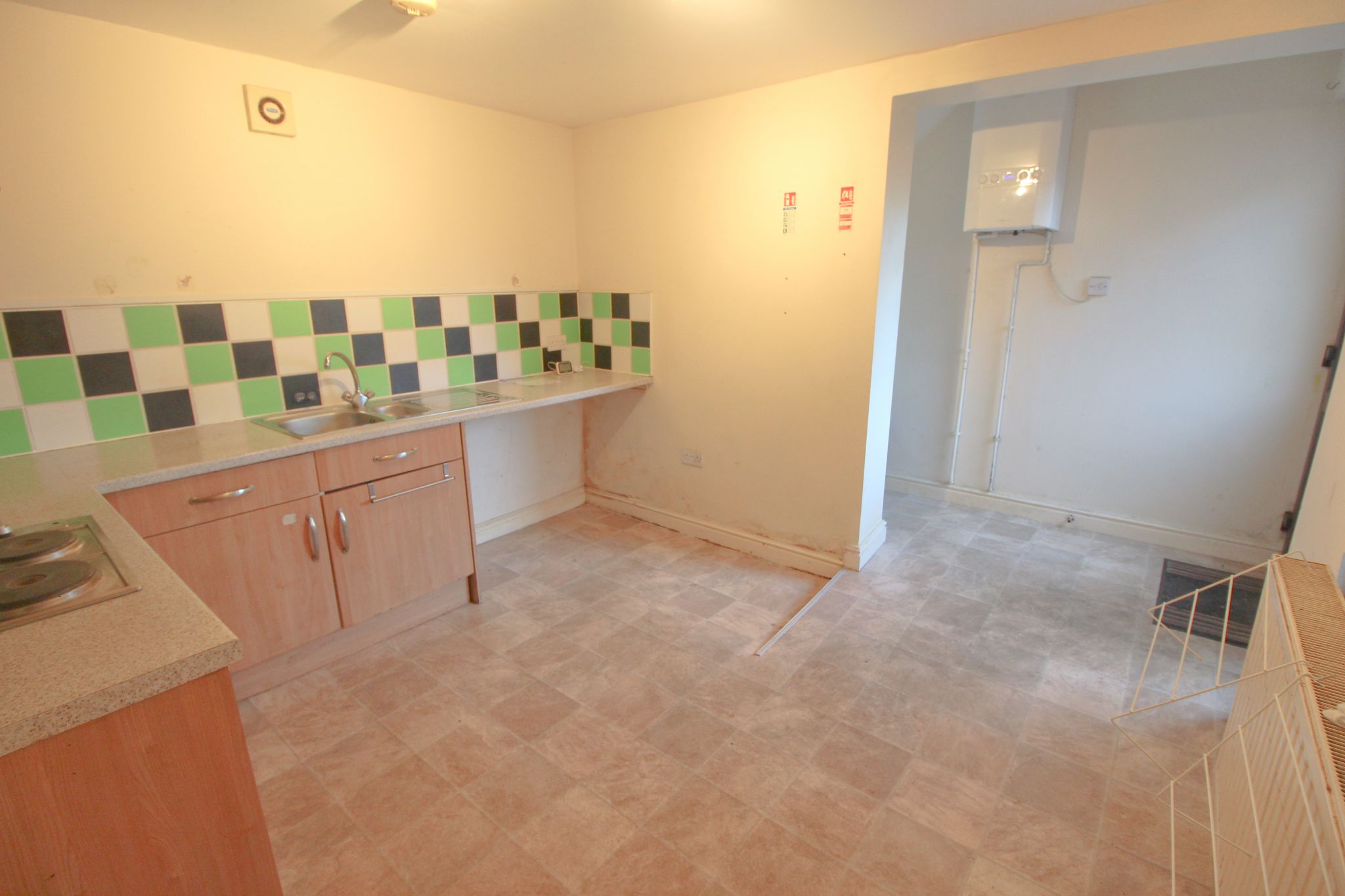 1 bedroom apartment flat/apartment To Let in Wigan - Photograph 6.