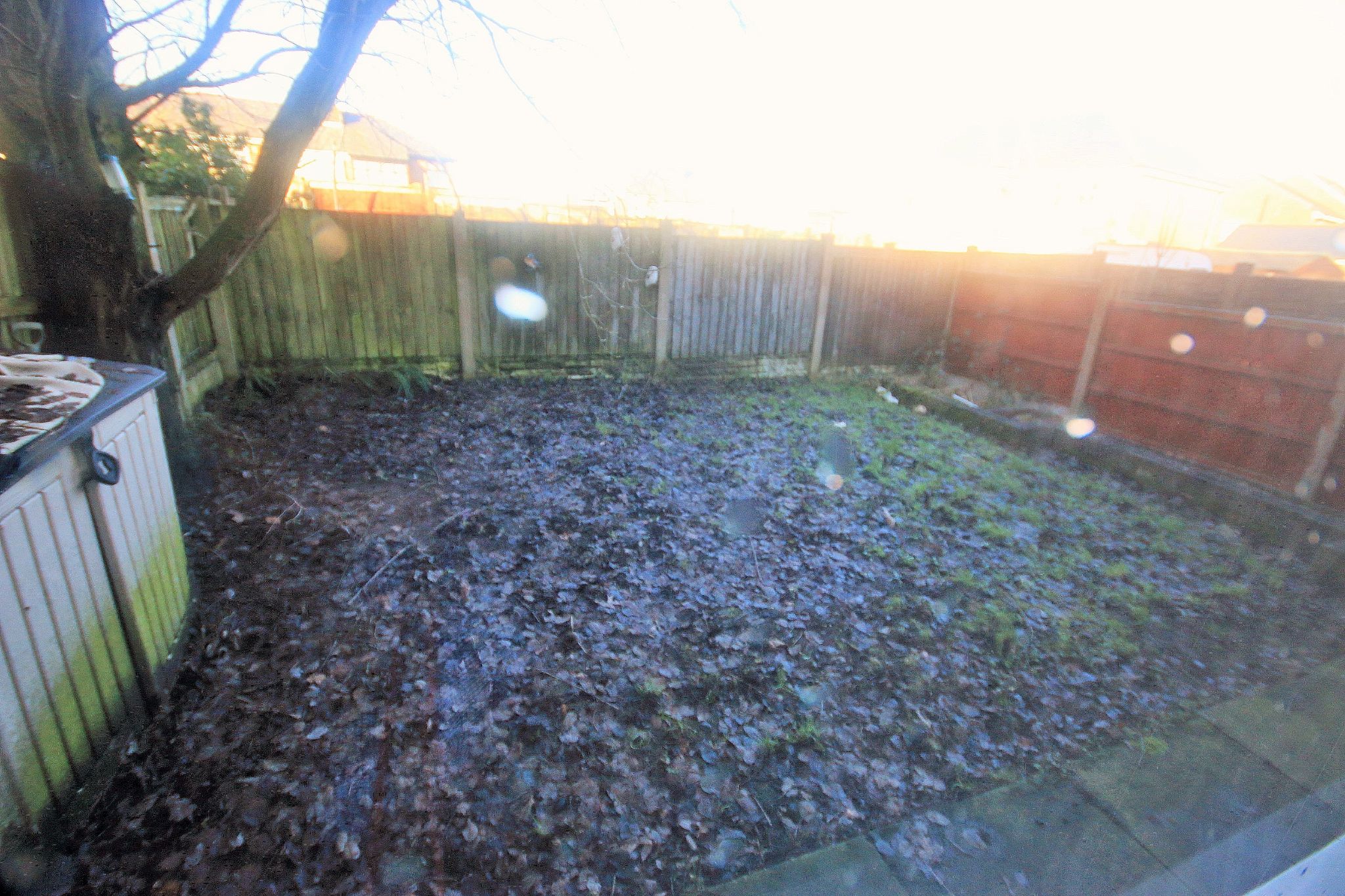 2 bedroom ground floor flat/apartment To Let in Wigan - Photograph 7.
