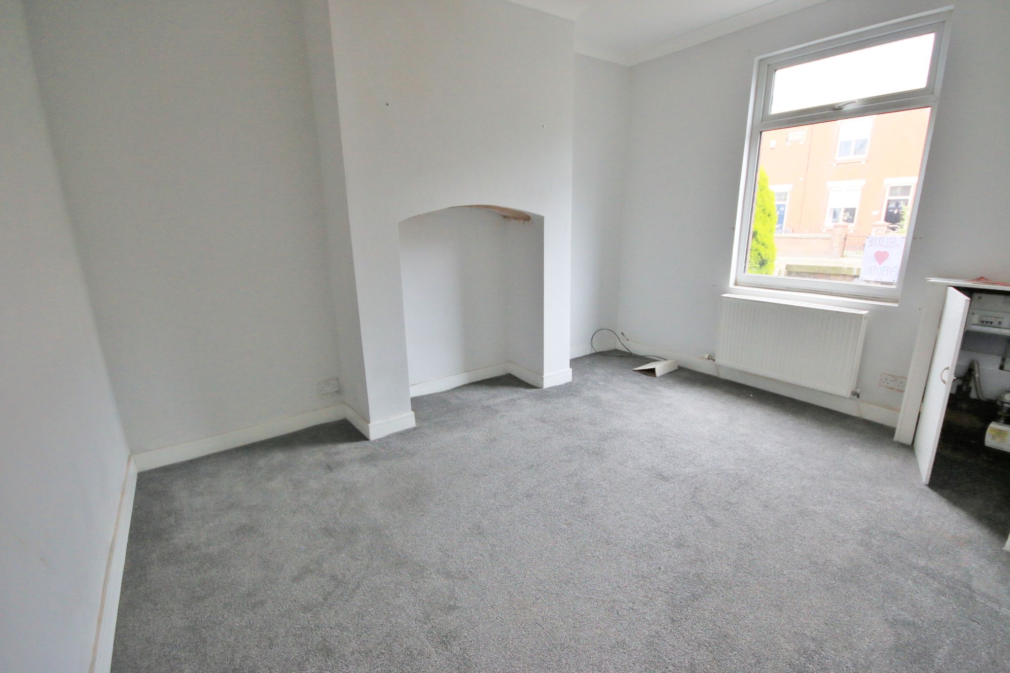 3 bedroom mid terraced house To Let in Wigan - Property photograph.