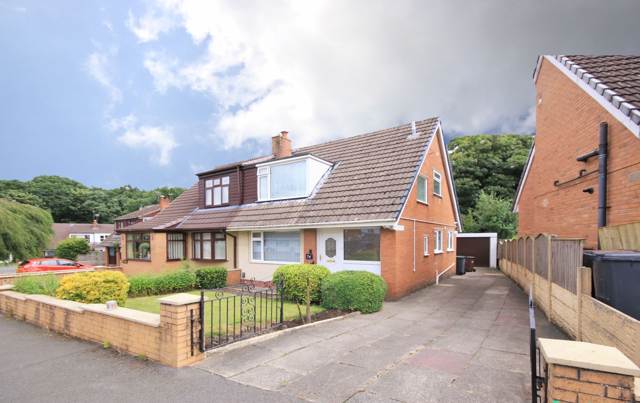 Ravenswood Avenue, Winstanley, Wigan, WN3 6EZ 3 bedroom semidetached