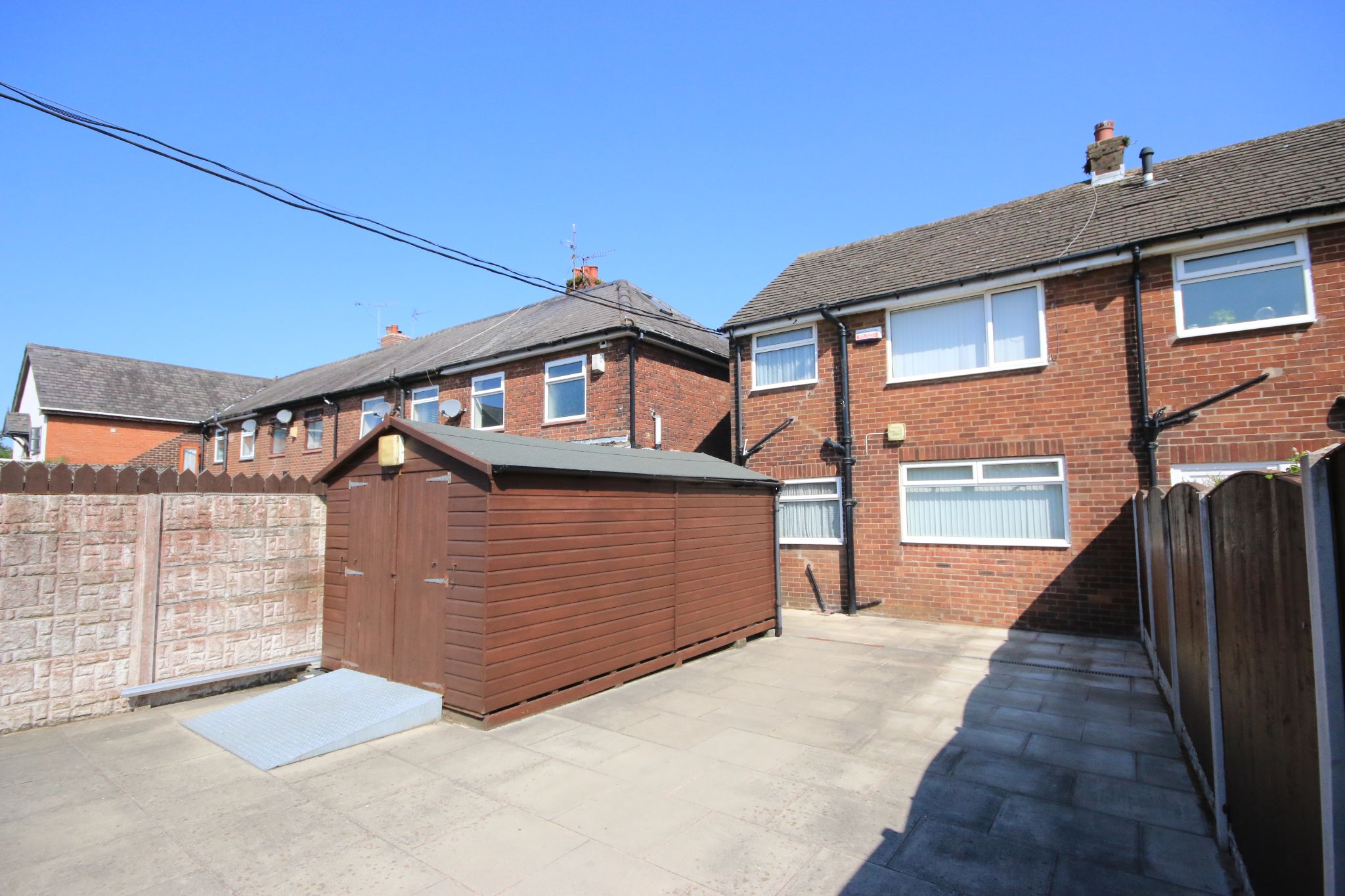 Ormskirk Road, Upholland, Wigan, West Lancashire, WN8 0AA 2 bedroom