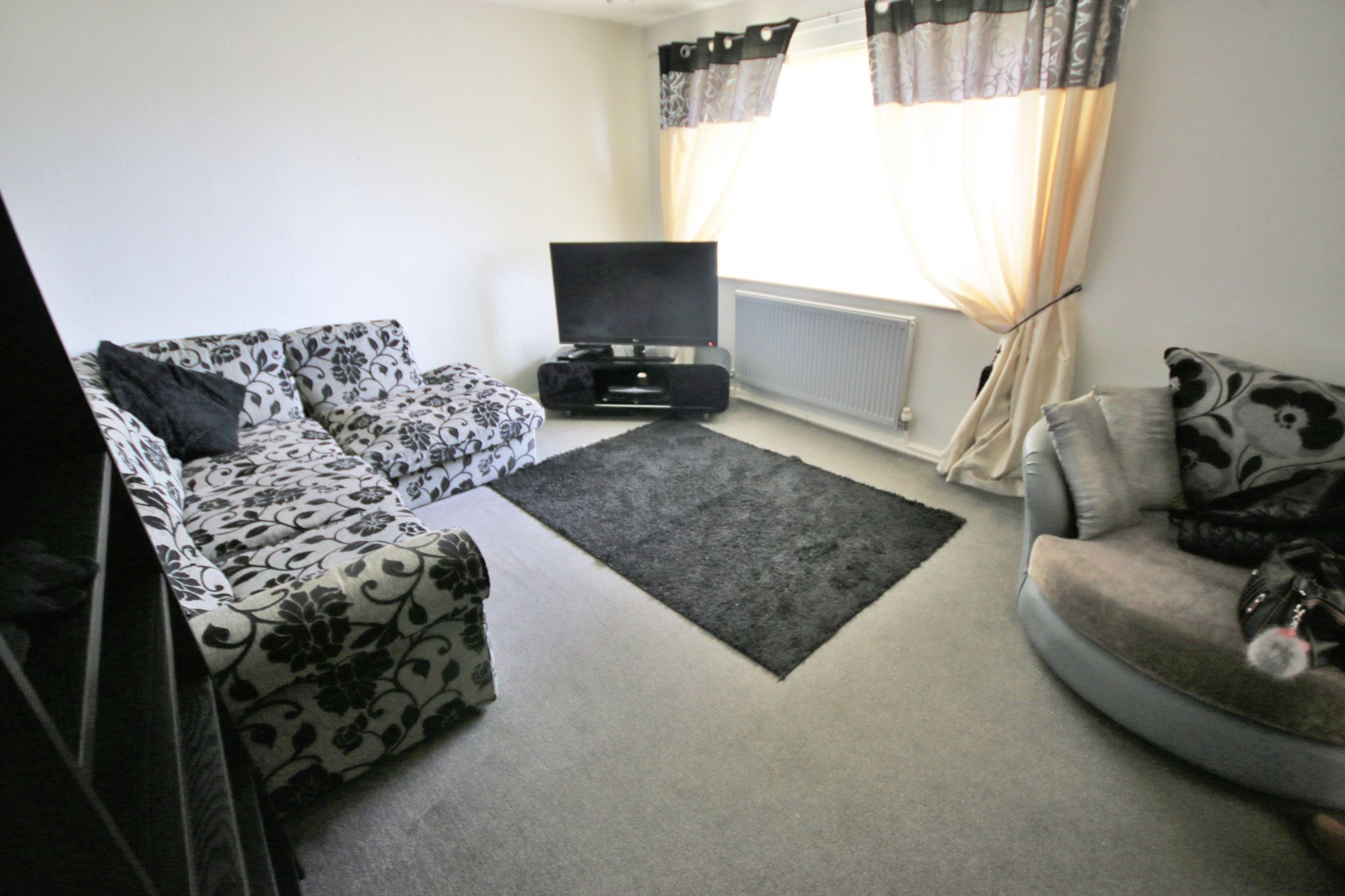 2 bedroom ground floor flat/apartment To Let in Wigan - Property photograph.