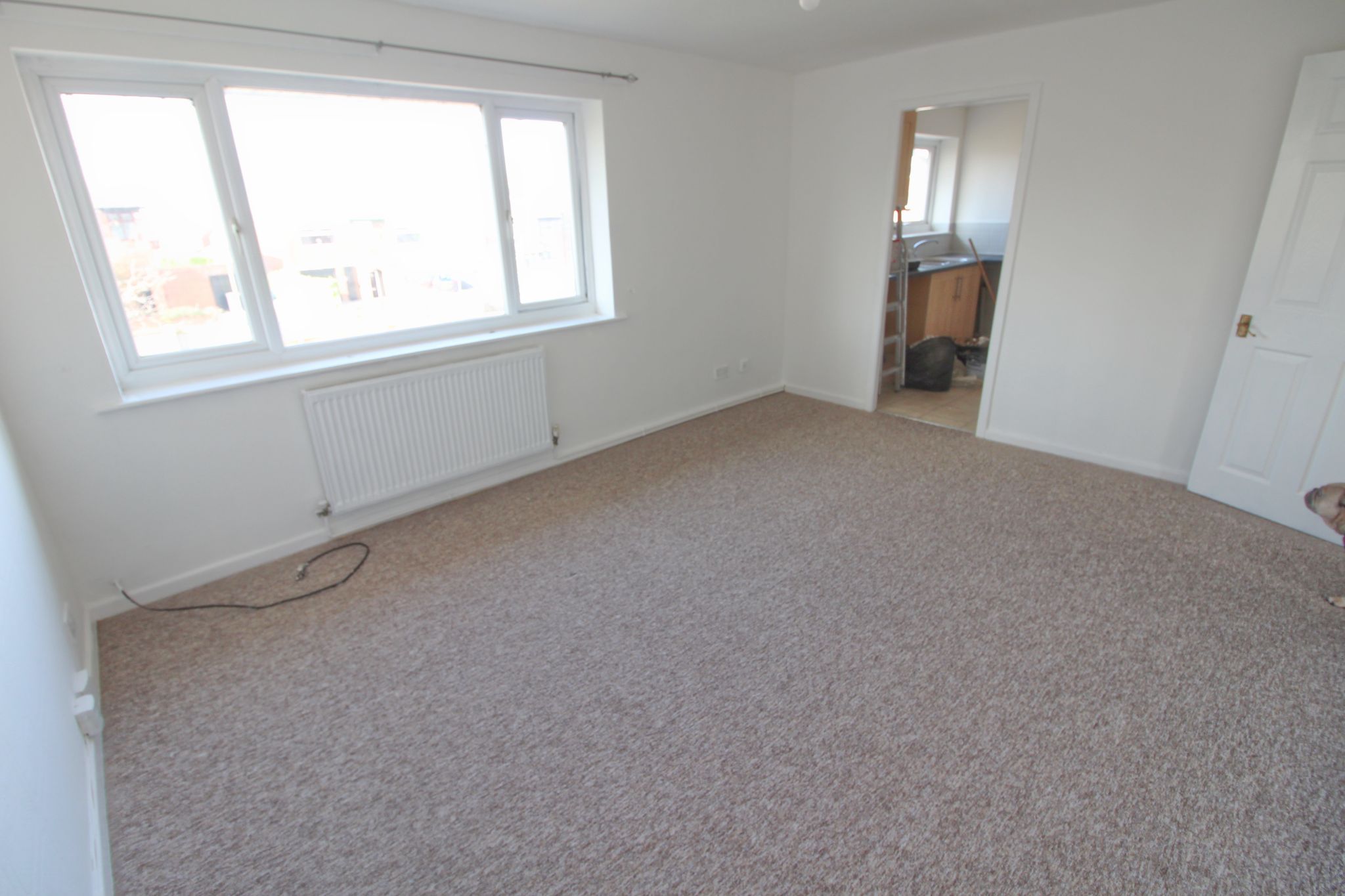 2 bedroom flat flat/apartment Let in Wigan - Photograph 4.