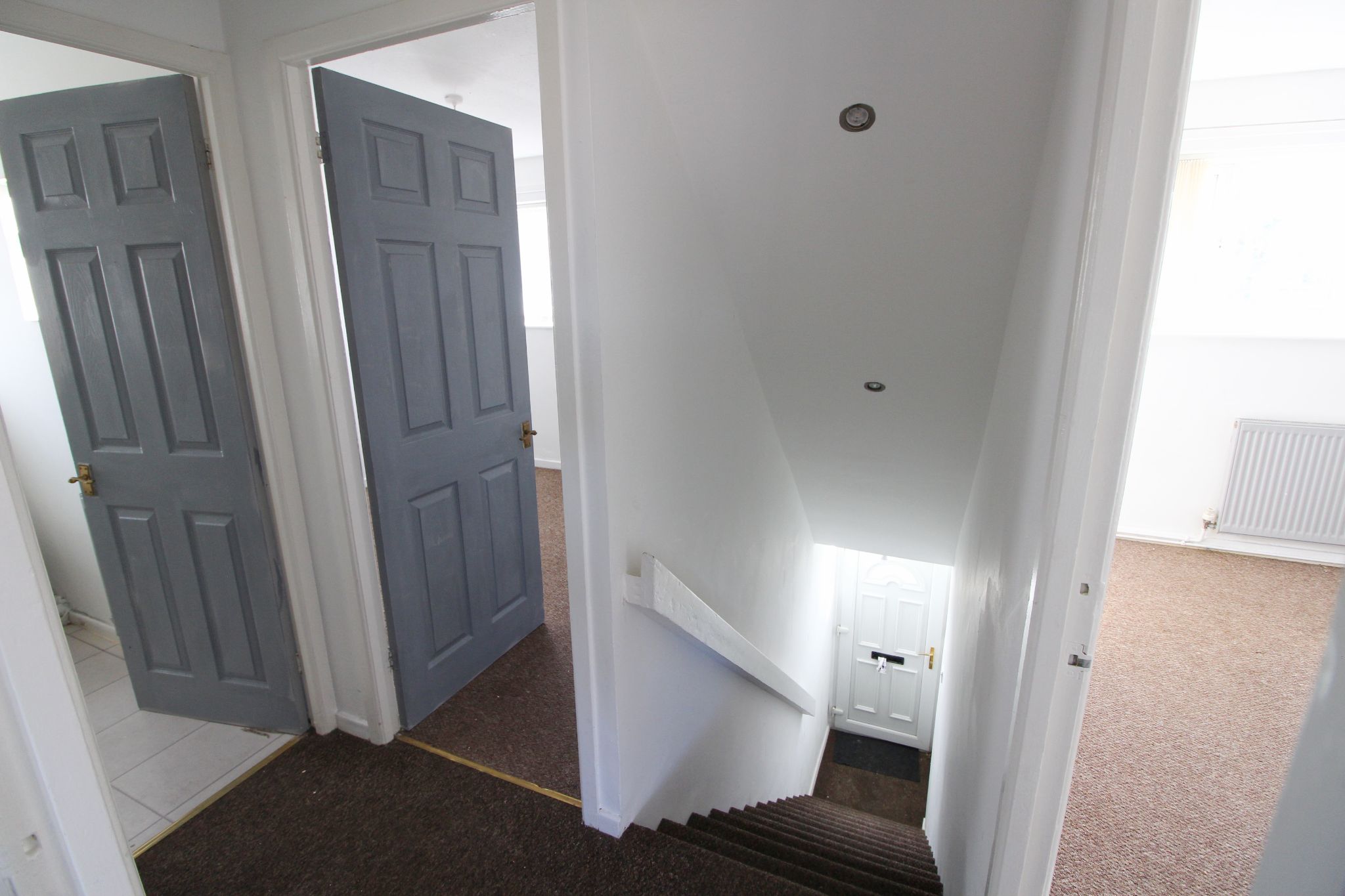 2 bedroom flat flat/apartment Let in Wigan - Photograph 11.