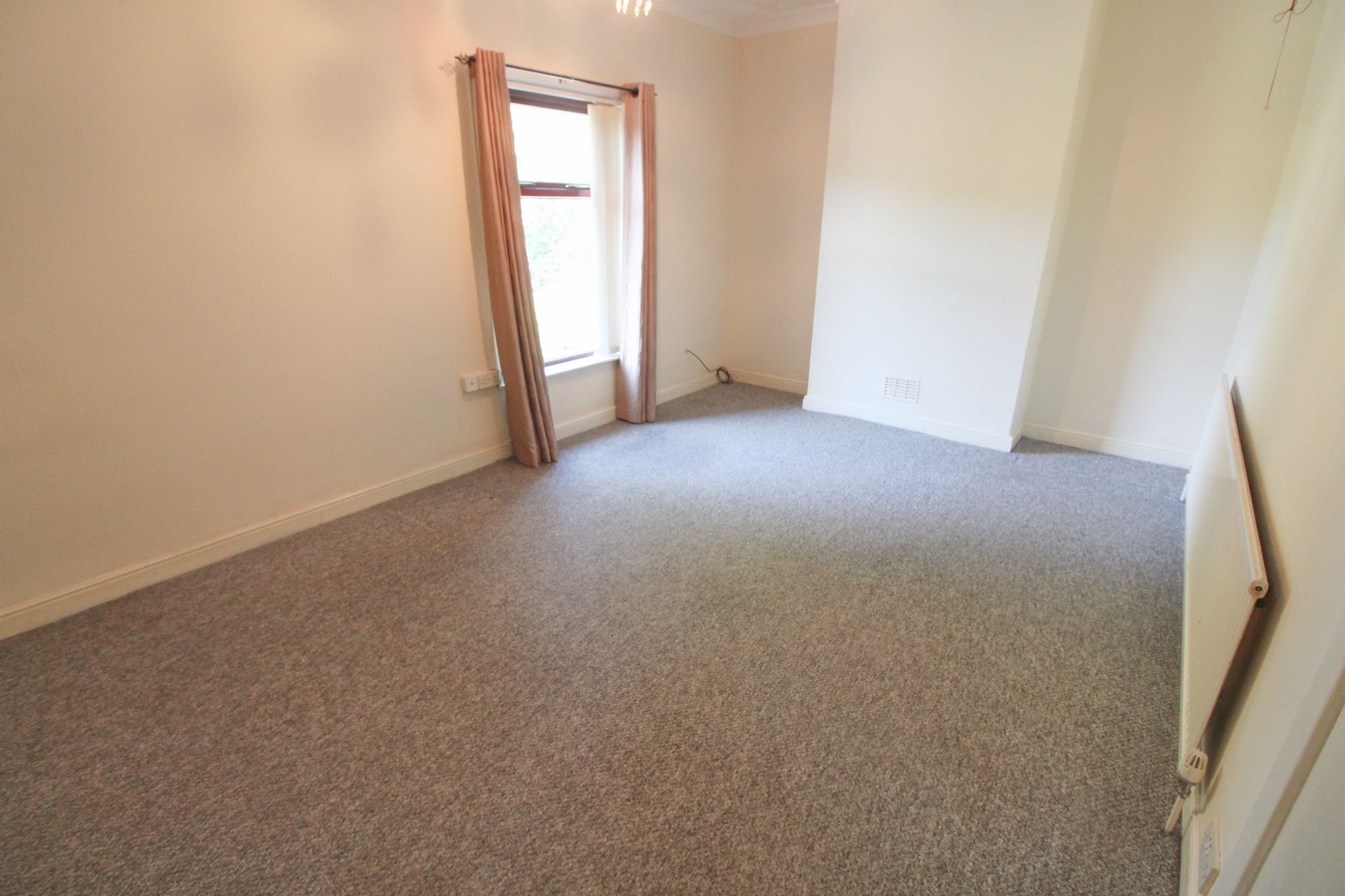 3 bedroom mid terraced house To Let in Wigan - Photograph 7.