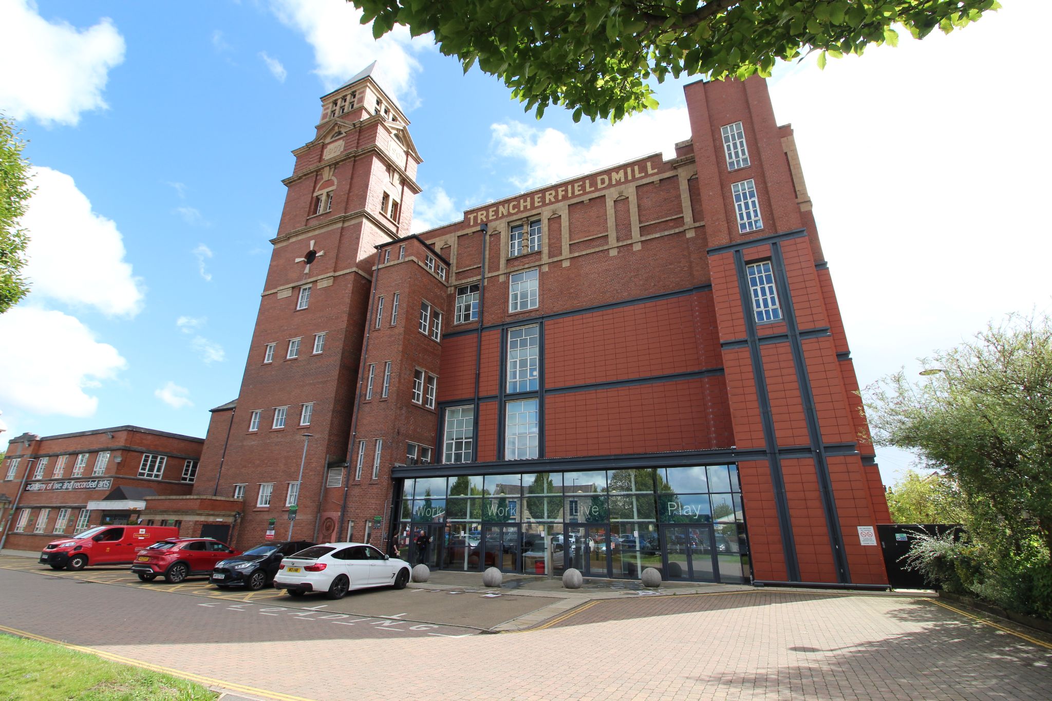 2 bedroom apartment flat/apartment For Sale in Wigan - Property photograph.