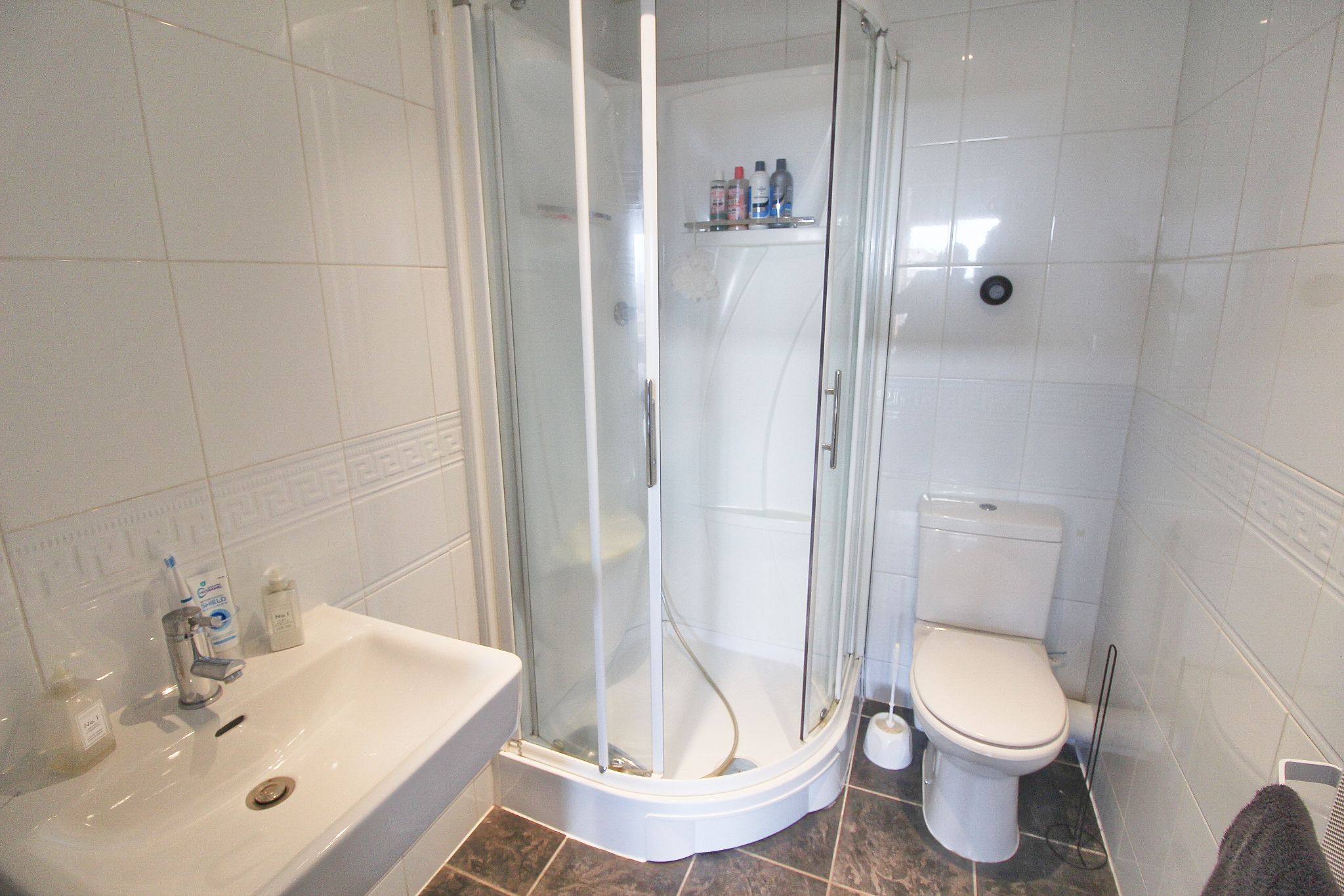 2 bedroom apartment flat/apartment For Sale in Wigan - Photograph 9.