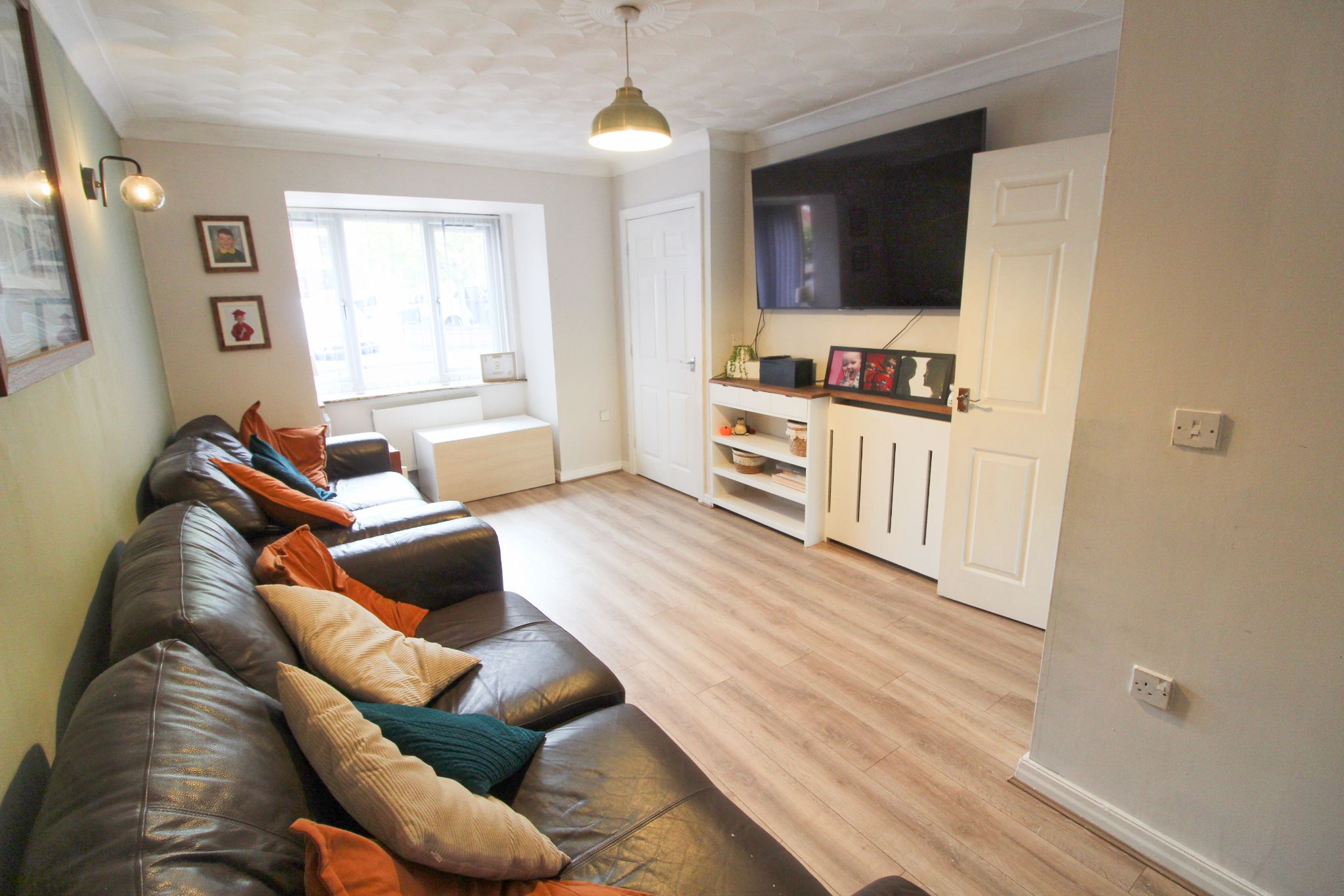 3 bedroom mid terraced house For Sale in Wigan - Photograph 3.