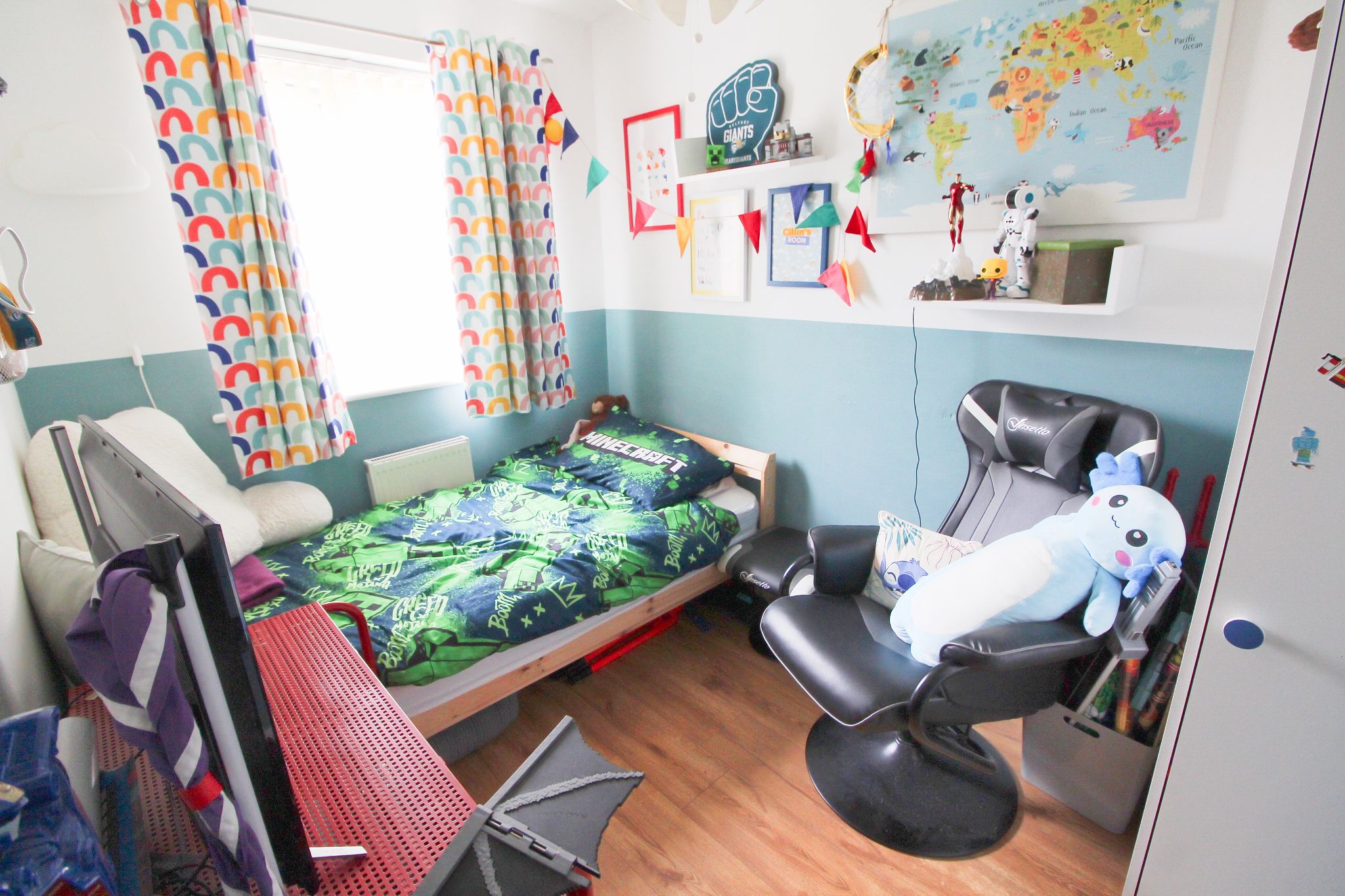 3 bedroom mid terraced house For Sale in Wigan - Photograph 9.