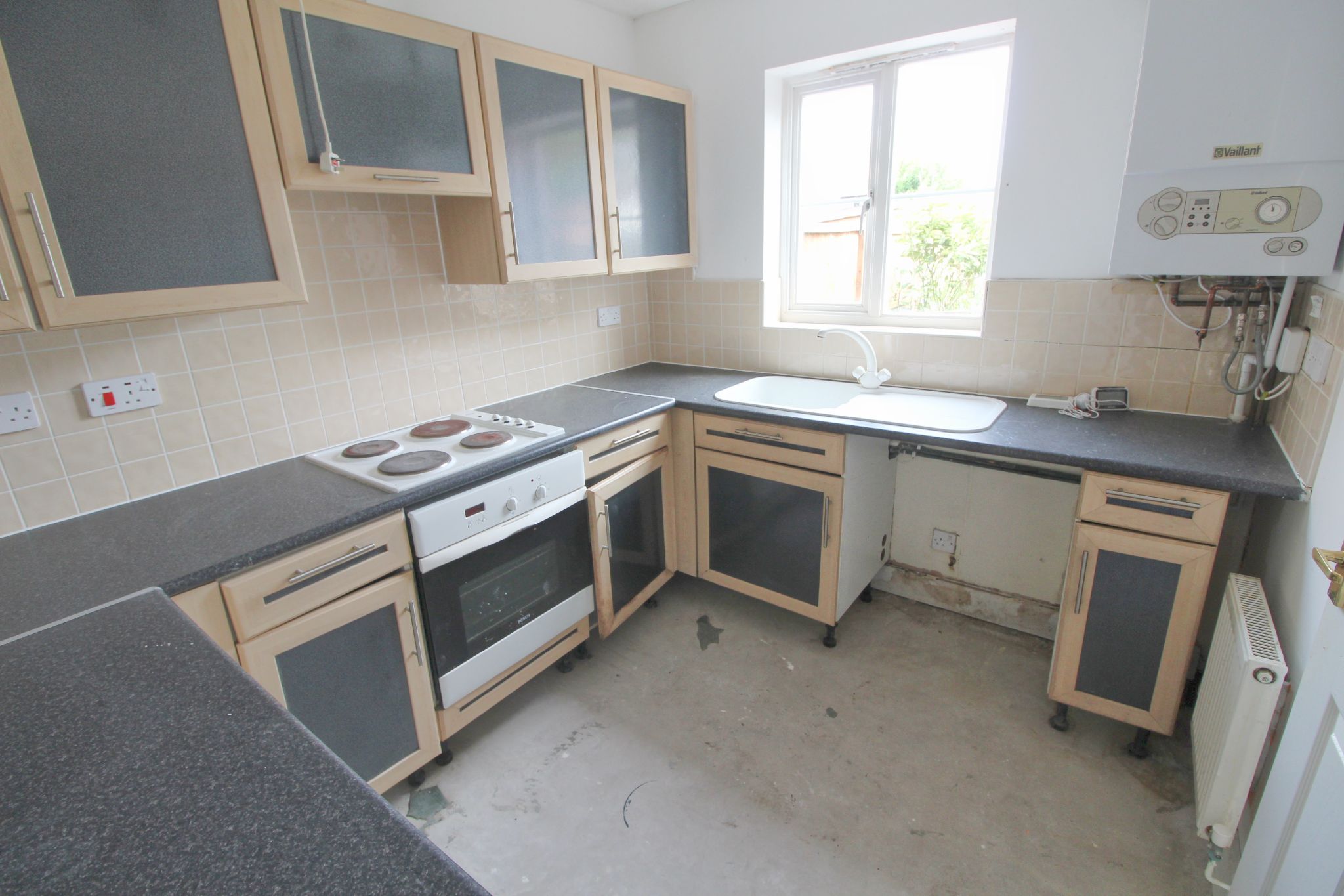 3 bedroom semi-detached house For Sale in Wigan - Photograph 5.
