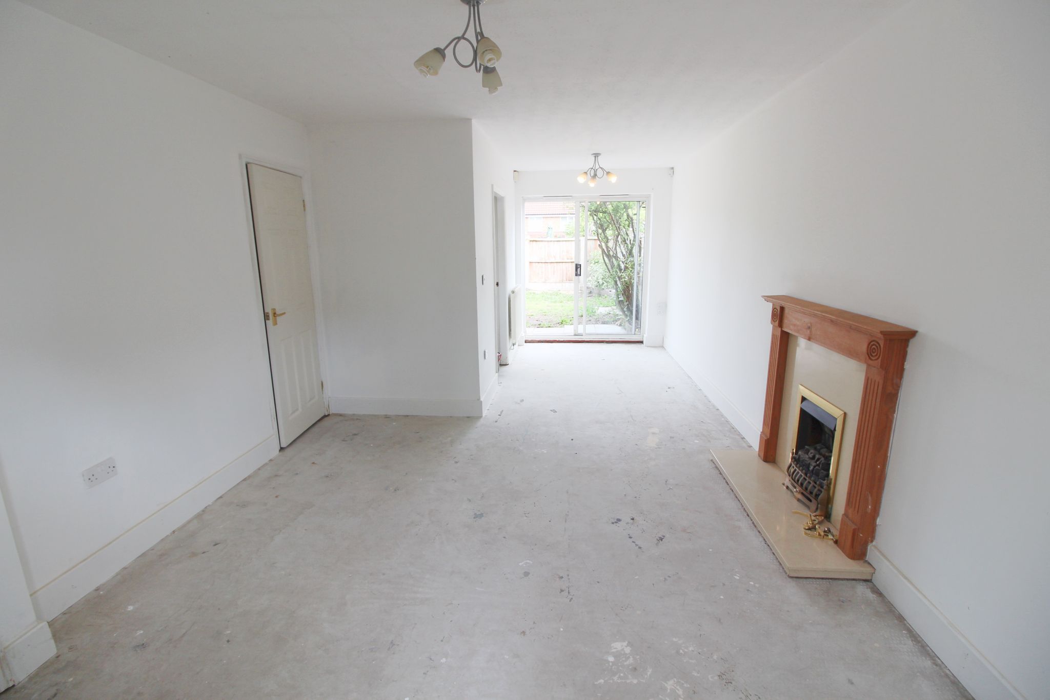3 bedroom semi-detached house For Sale in Wigan - Photograph 4.