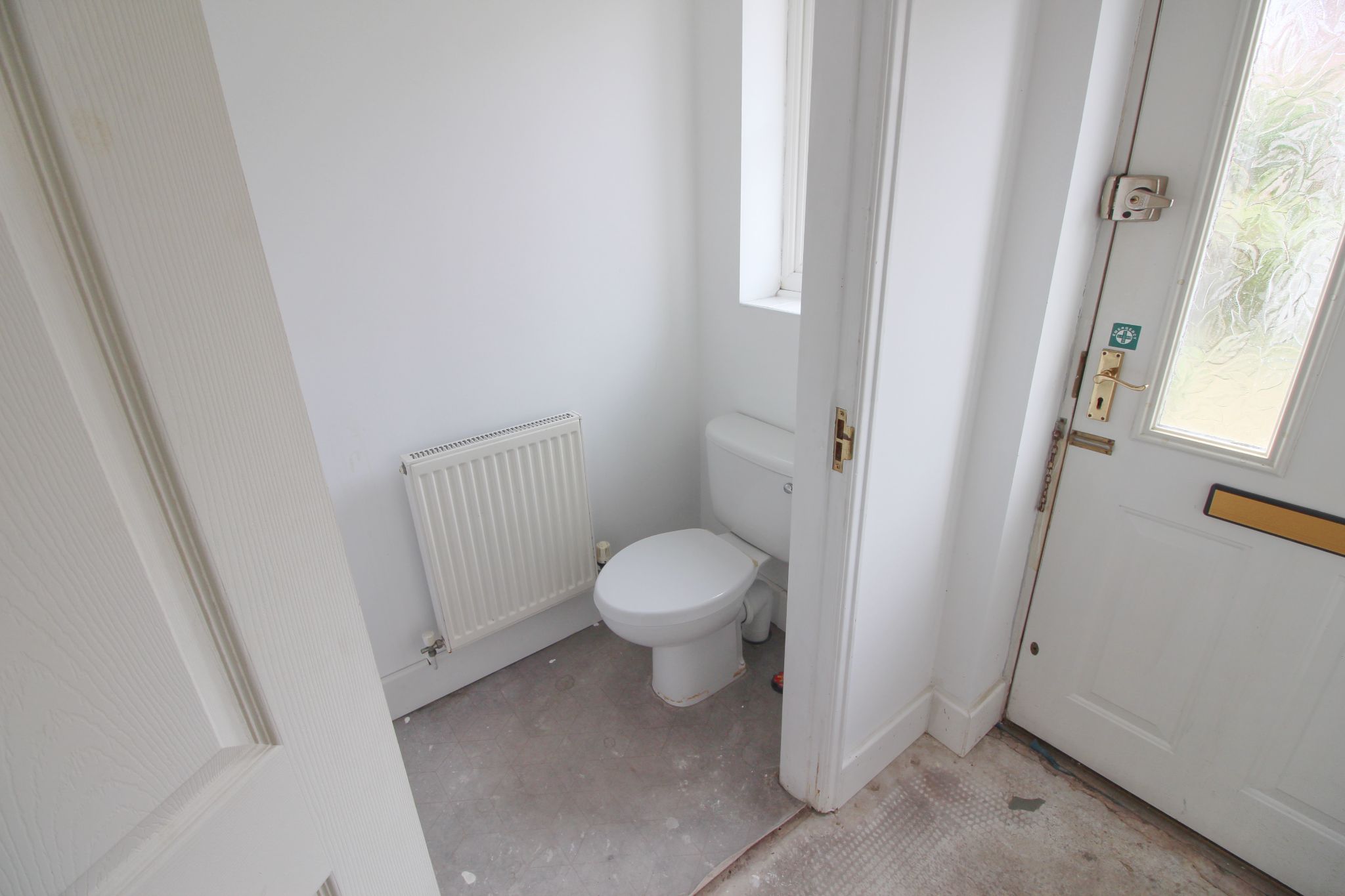3 bedroom semi-detached house For Sale in Wigan - Photograph 7.