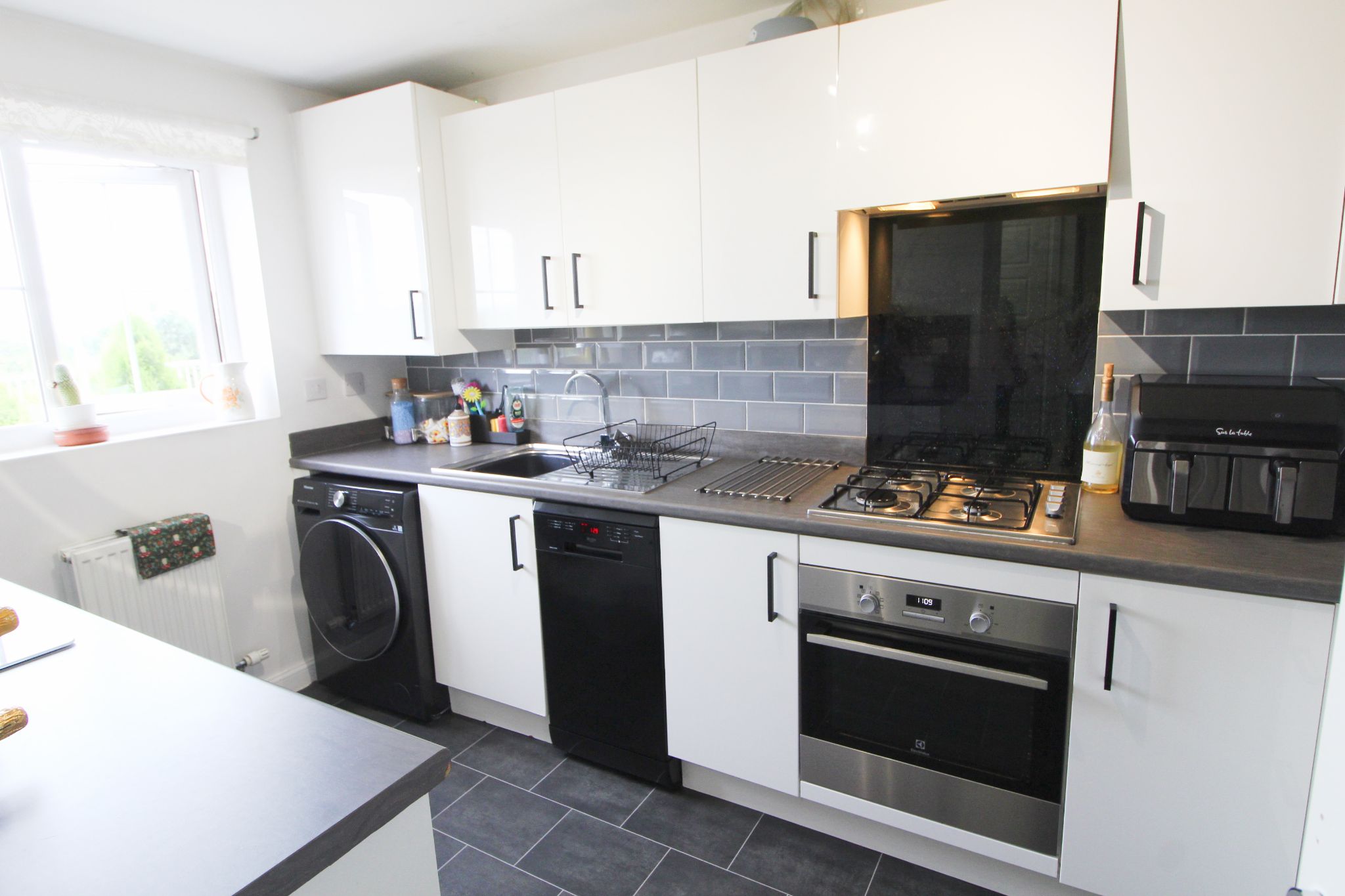 3 bedroom semi-detached house For Sale in Wigan - Photograph 9.