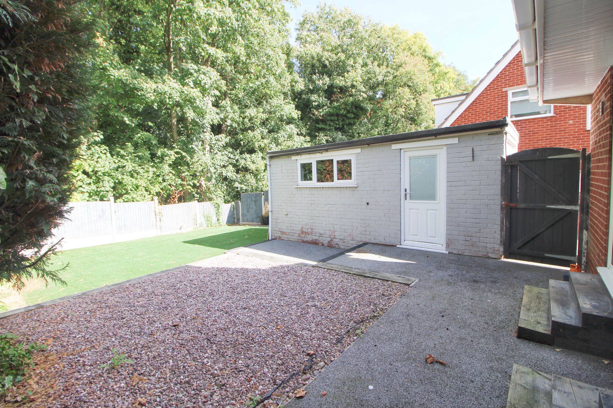 4 bedroom semi-detached house To Let in Wigan - Photograph 14.
