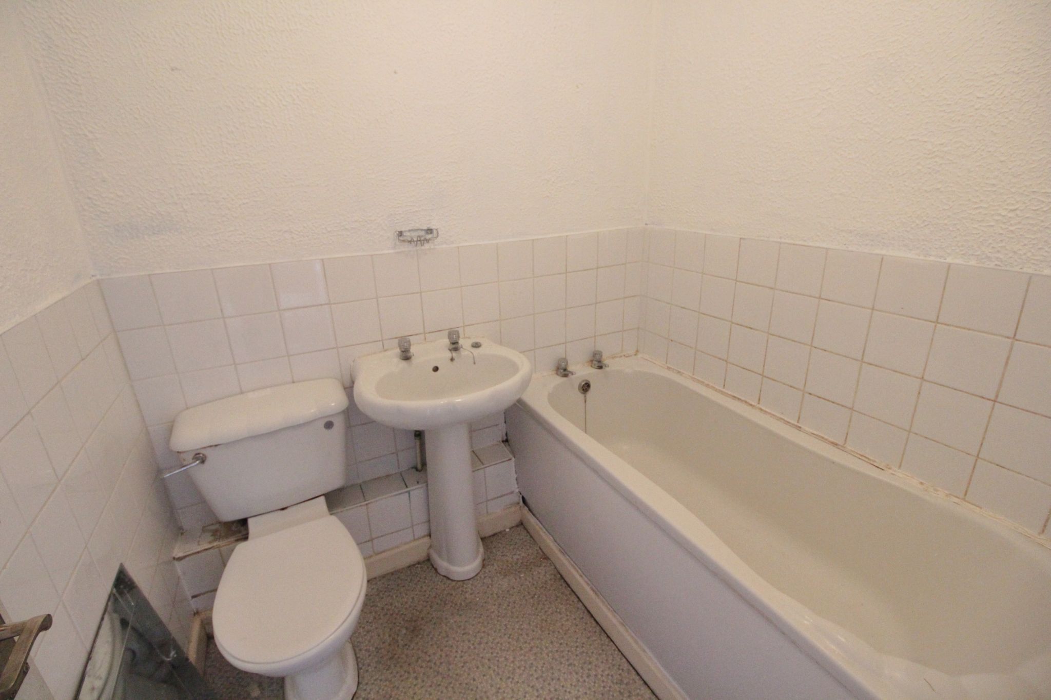 3 bedroom mid terraced house To Let in Skelmersdale - Photograph 10.