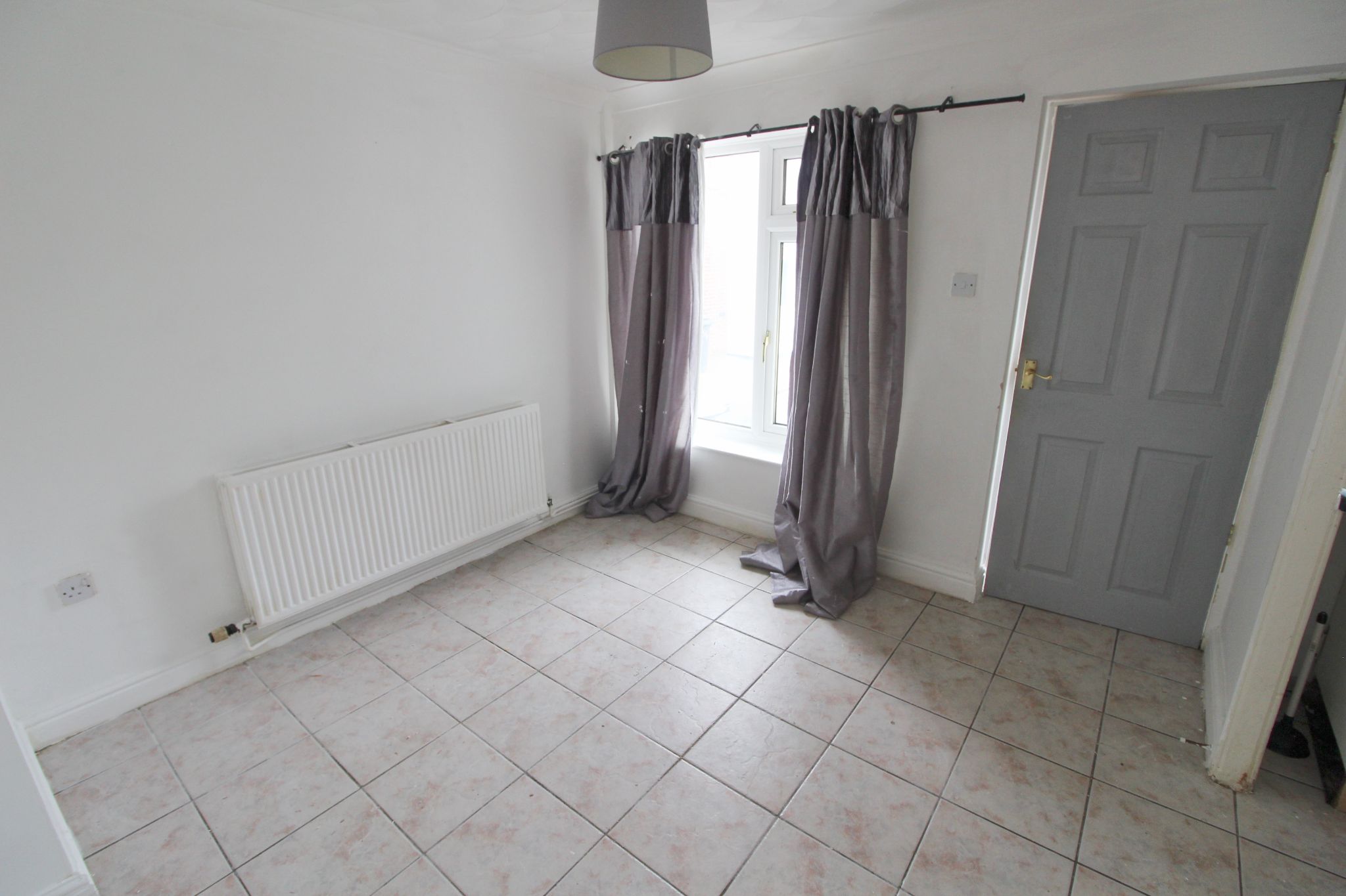 3 bedroom mid terraced house To Let in Skelmersdale - Photograph 13.