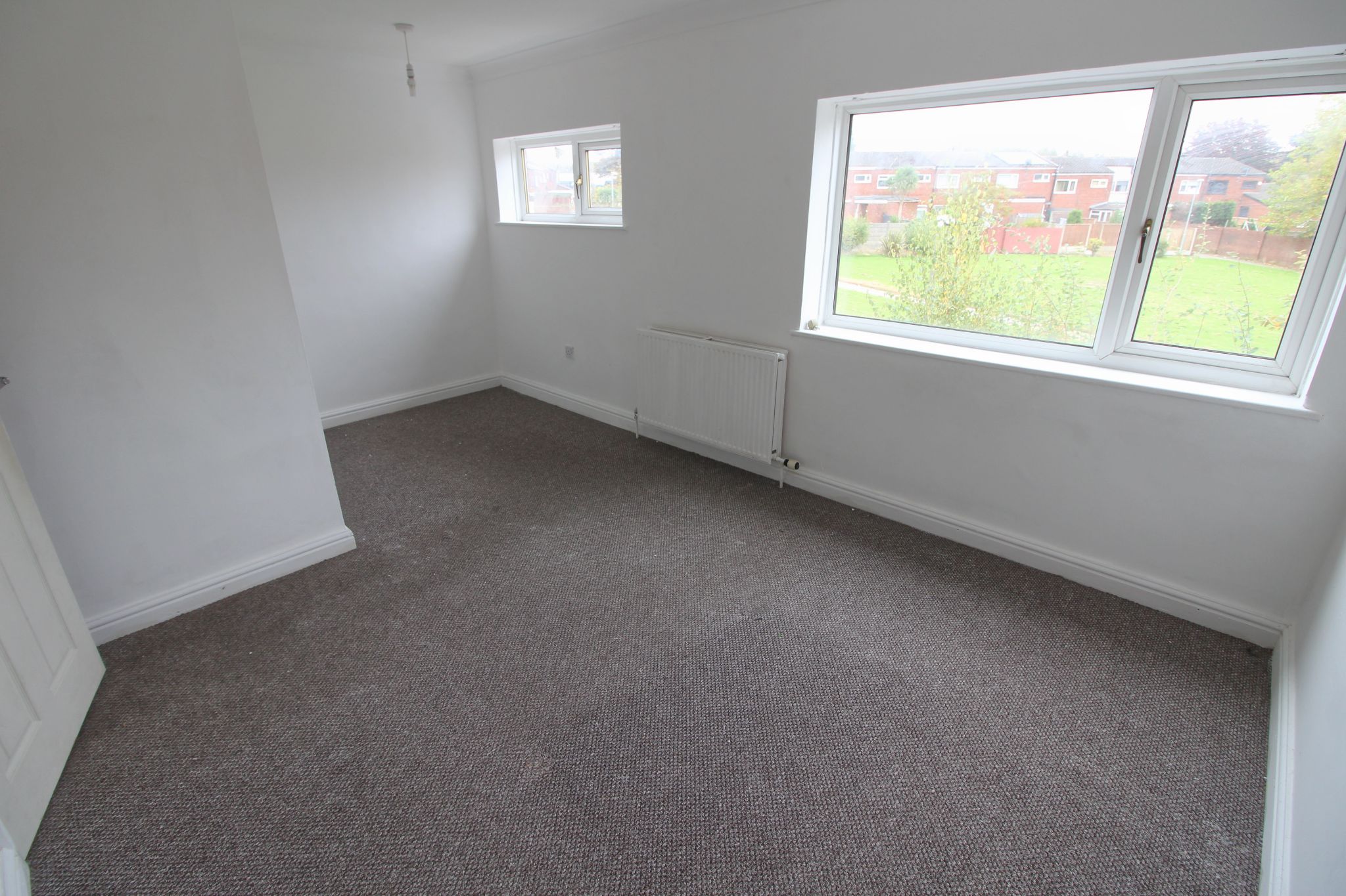 3 bedroom mid terraced house To Let in Skelmersdale - Photograph 12.