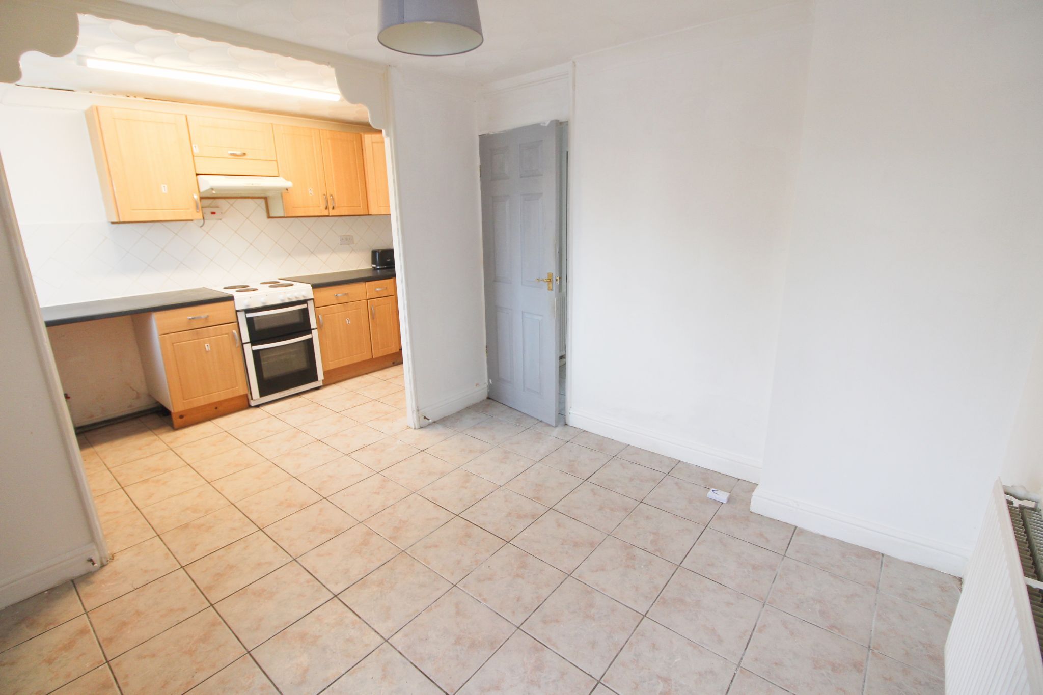 3 bedroom mid terraced house To Let in Skelmersdale - Photograph 4.