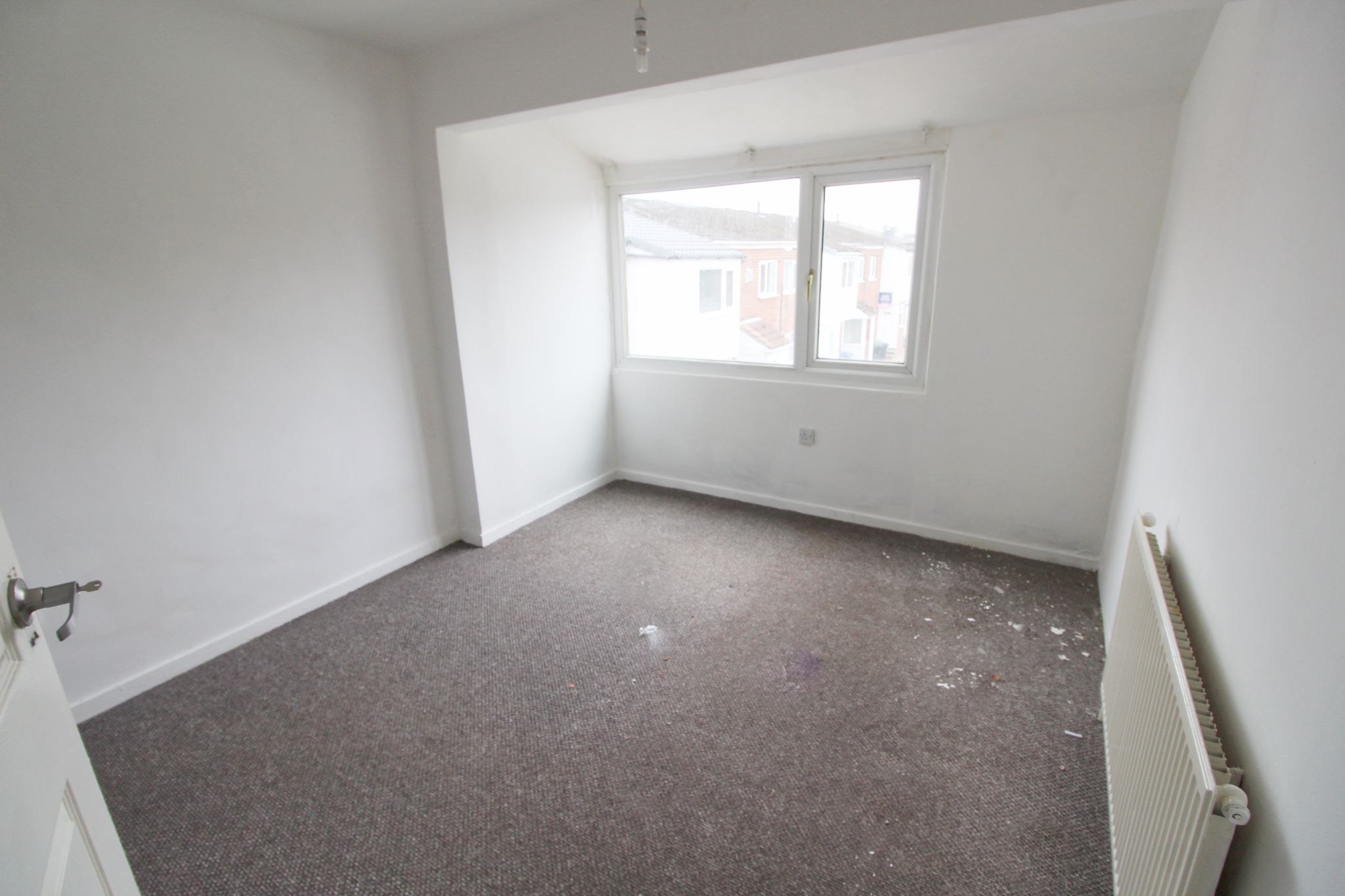 3 bedroom mid terraced house To Let in Skelmersdale - Photograph 10.