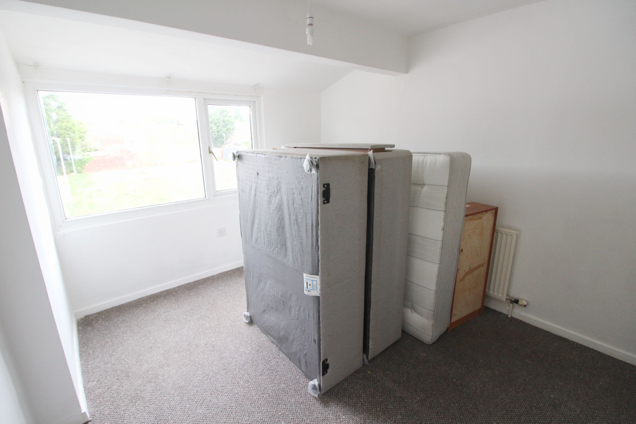 3 bedroom mid terraced house To Let in Skelmersdale - Photograph 9.