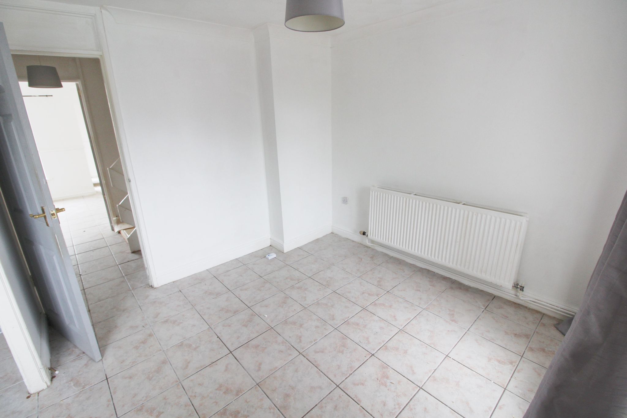 3 bedroom mid terraced house To Let in Skelmersdale - Photograph 4.