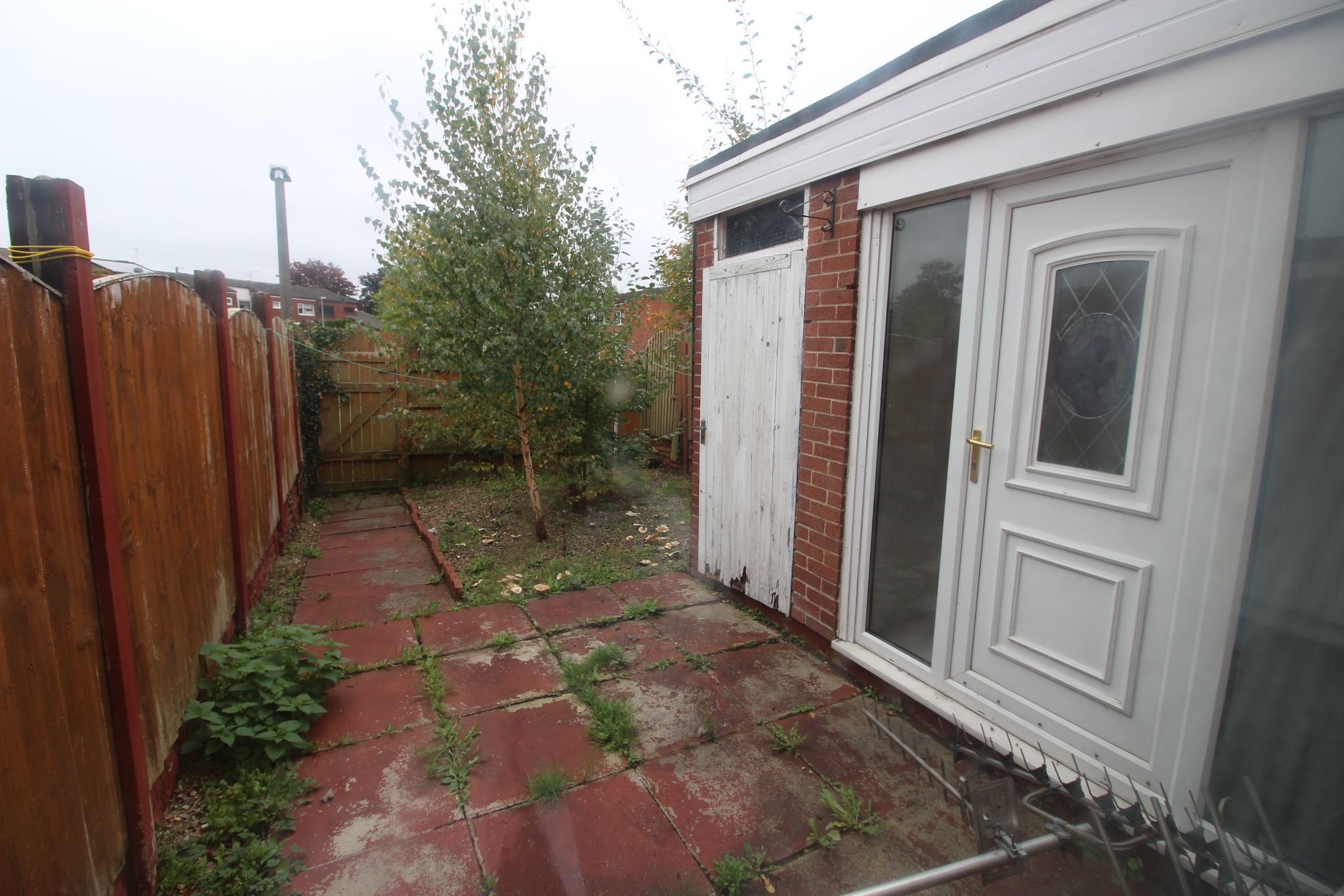 3 bedroom mid terraced house To Let in Skelmersdale - Photograph 15.