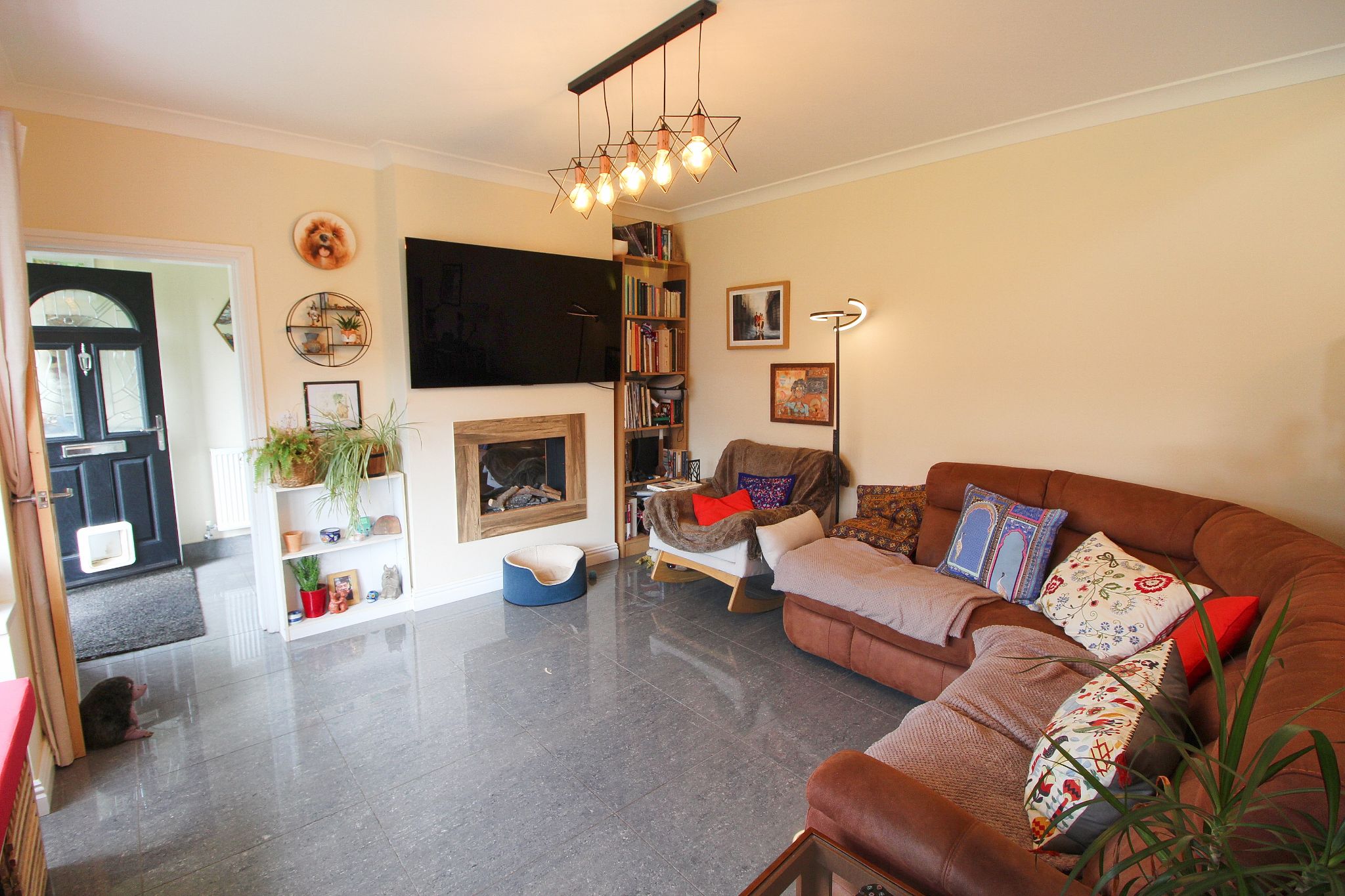 3 bedroom detached bungalow To Let in Wigan - Photograph 1.