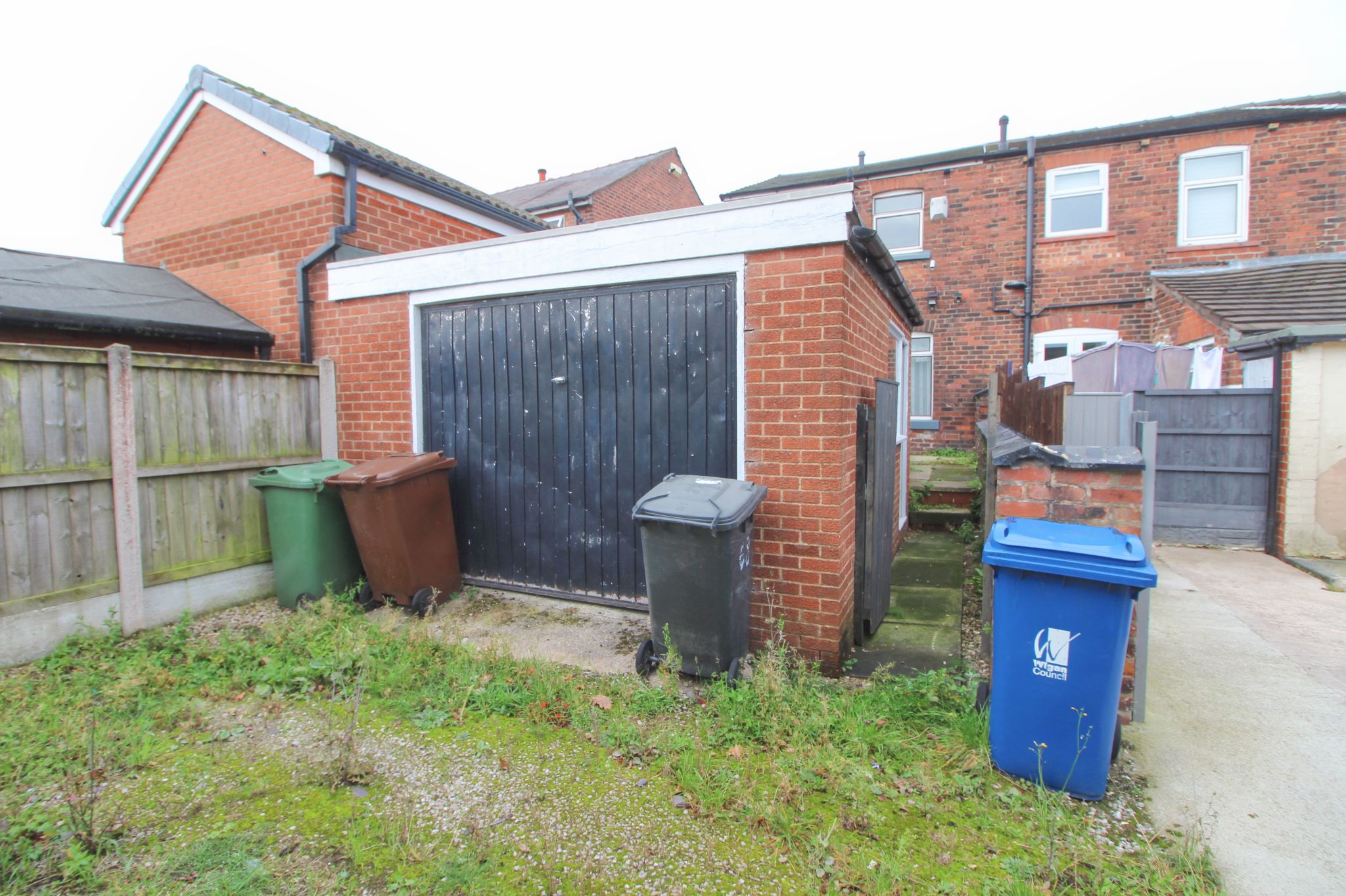 2 bedroom end terraced house Let Agreed in Wigan - Photograph 14.