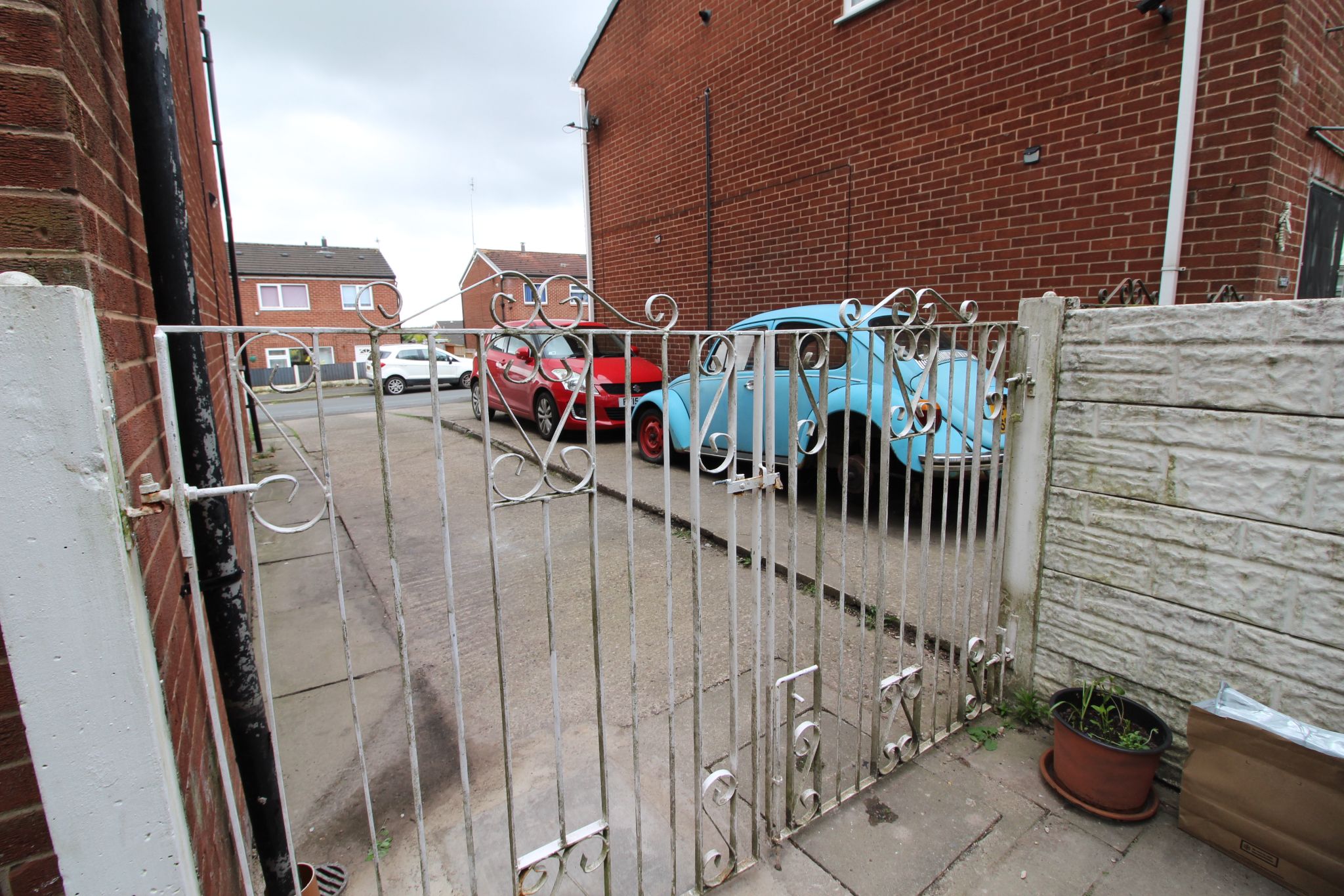 3 bedroom semi-detached house To Let in Wigan - Photograph 26.