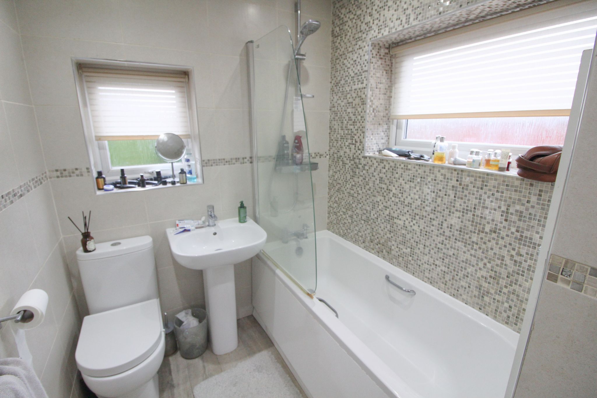 2 bedroom semi-detached house Let in Wigan - Photograph 10.
