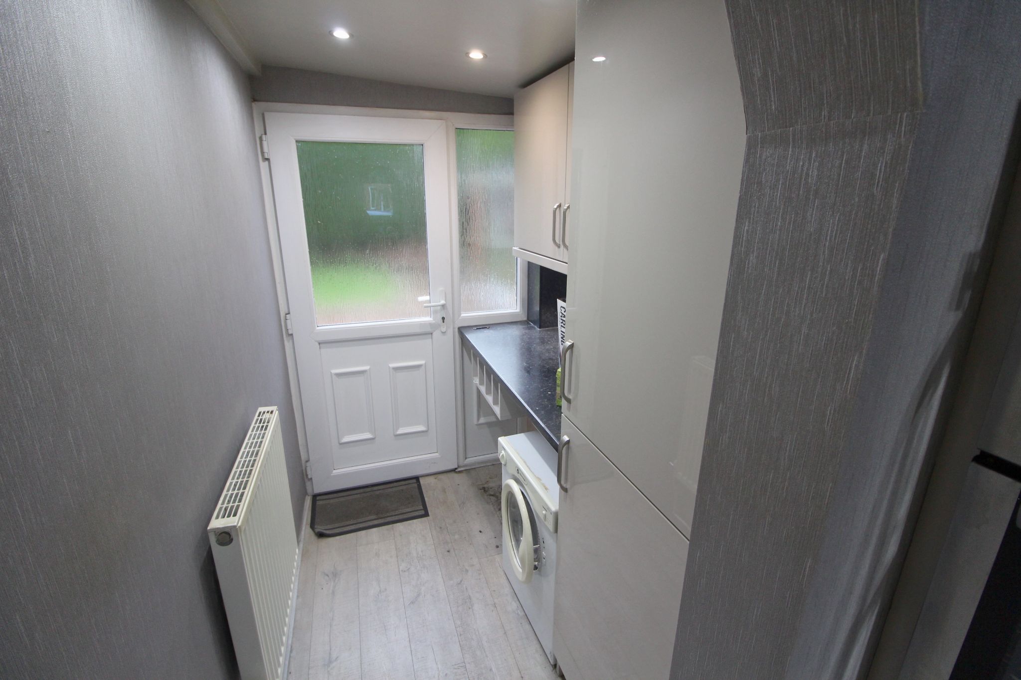 2 bedroom semi-detached house Let in Wigan - Photograph 6.