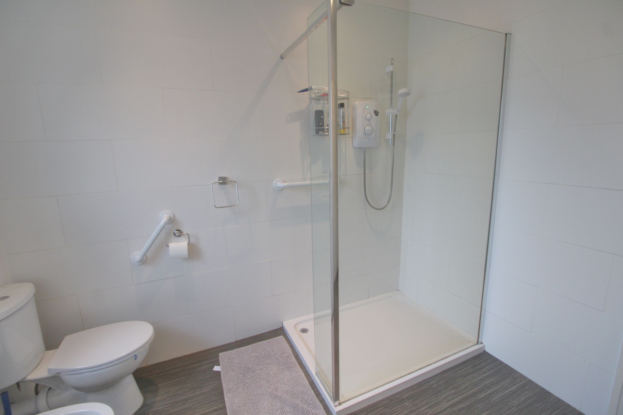 2 bedroom detached bungalow For Sale in Wigan - Photograph 16.