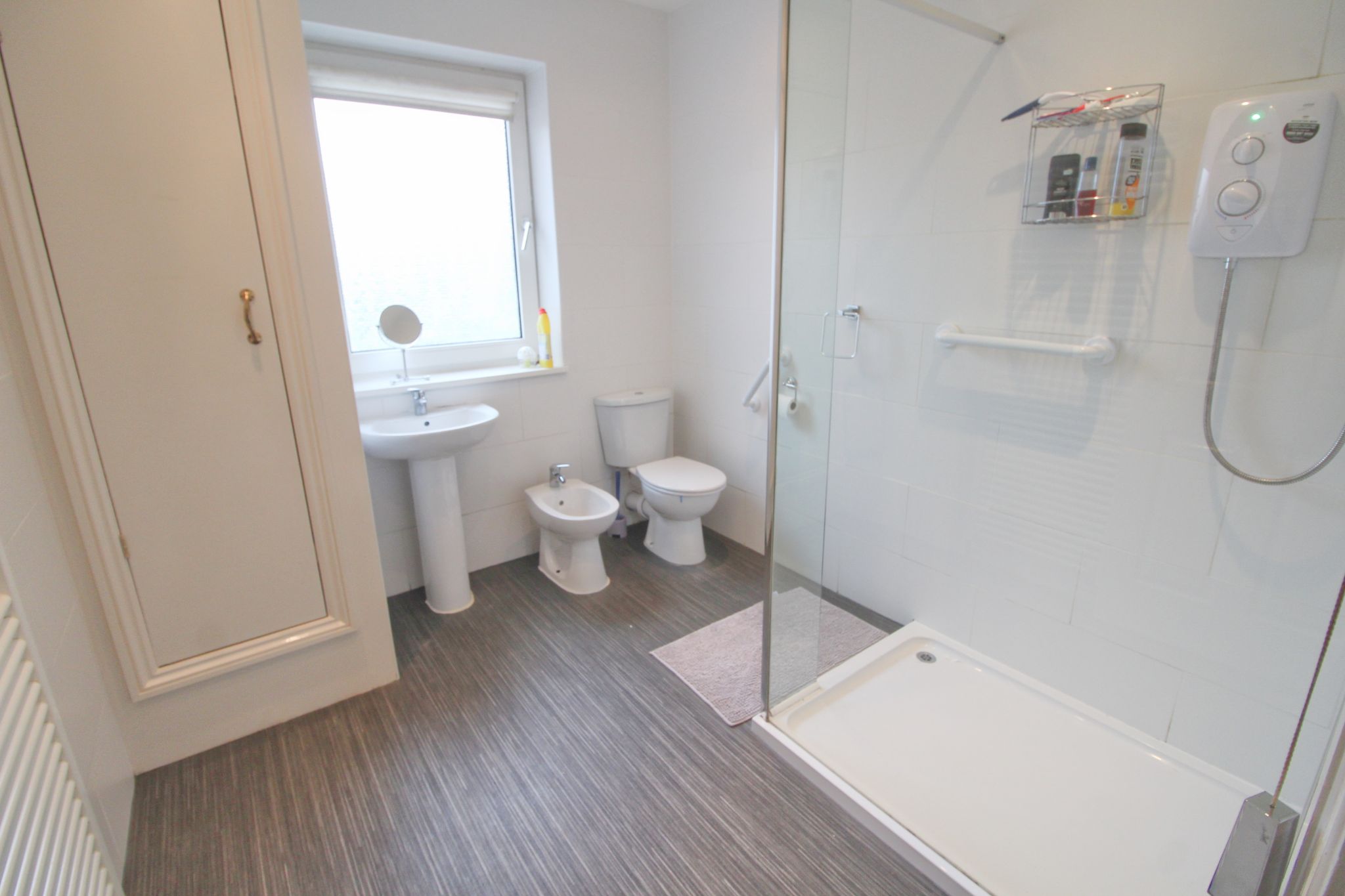 2 bedroom detached bungalow For Sale in Wigan - Photograph 15.