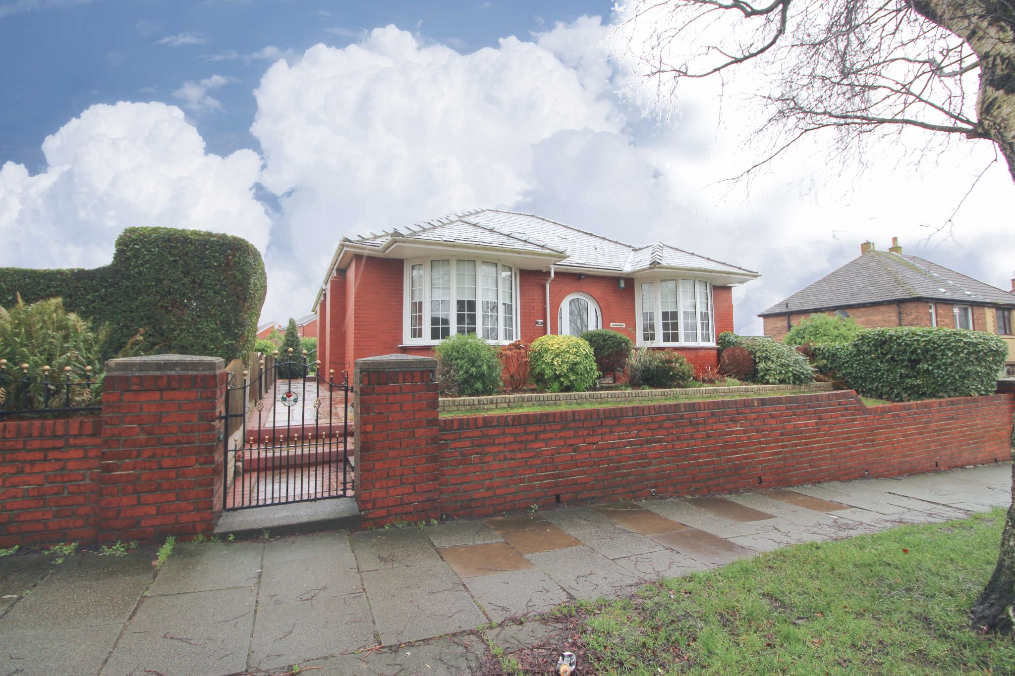 2 bedroom detached bungalow For Sale in Wigan - Photograph 1.